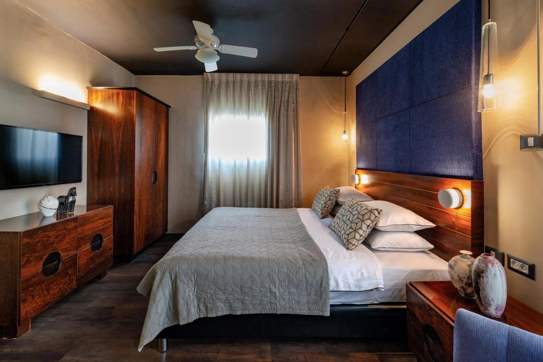 Photo of the whole room, Bed in PLAY Seaport Suite Hotel TLV