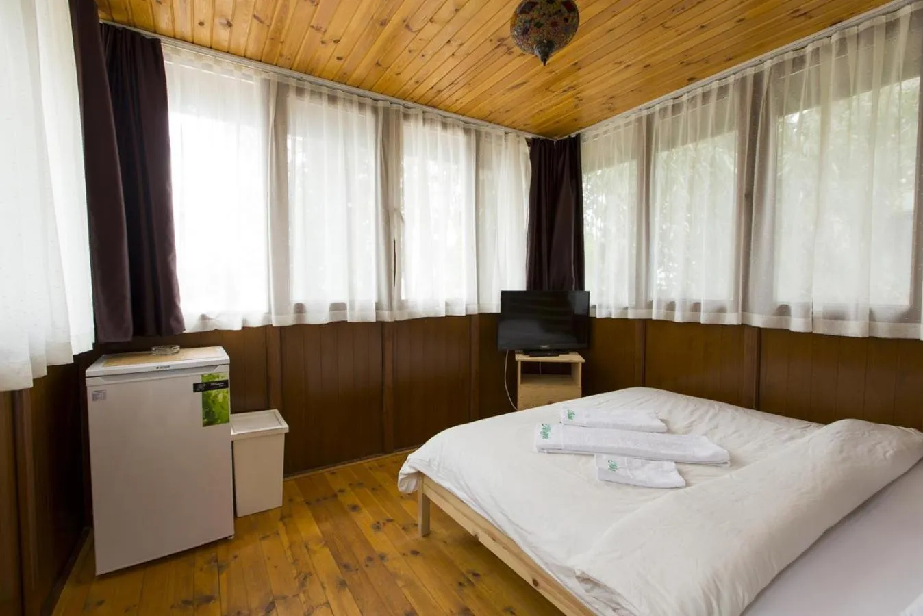 Bed in Iznik Askania