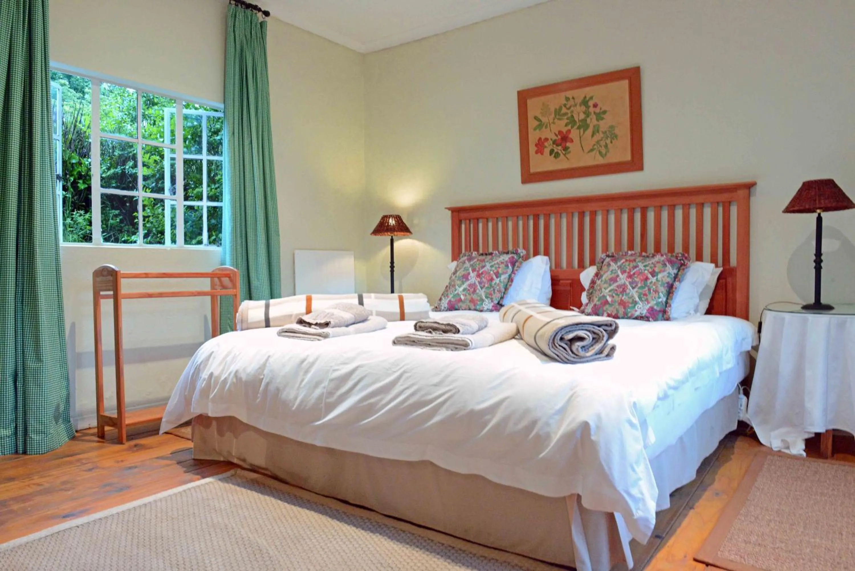 Bedroom, Bed in Mkomazana Mountain Cottages