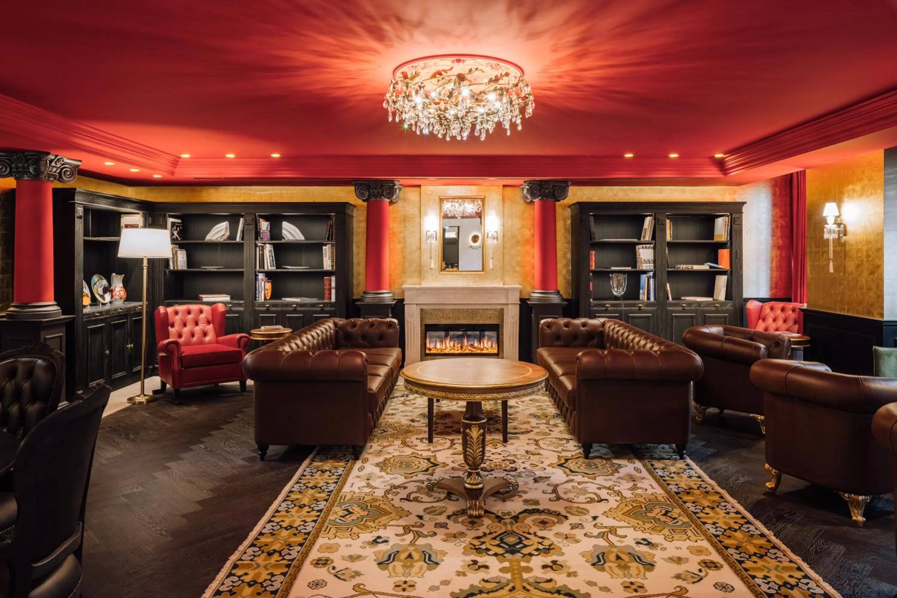 Lounge or bar in MYTHIC SANA Downtown Suites