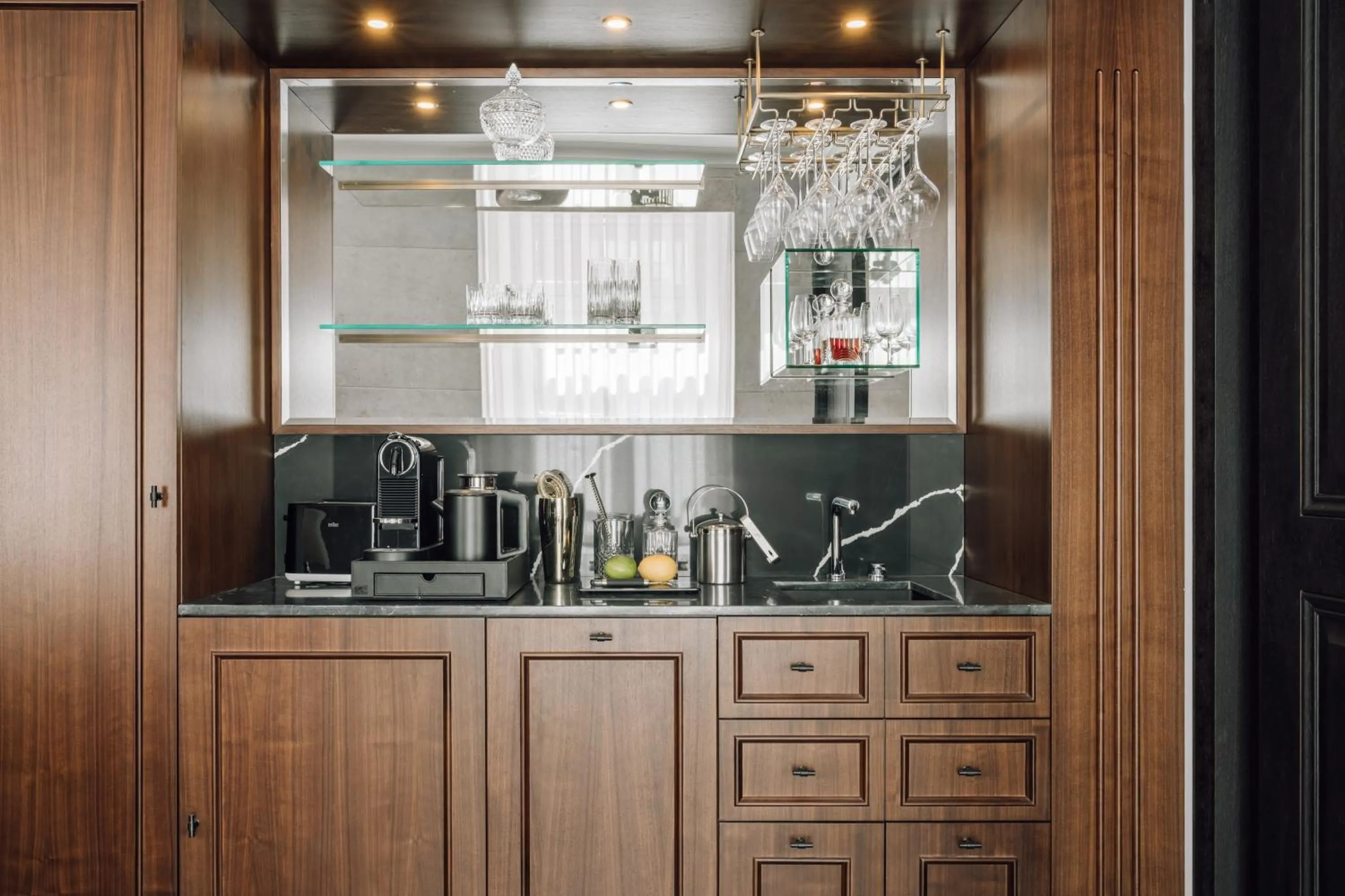 kitchen in MYTHIC SANA Downtown Suites