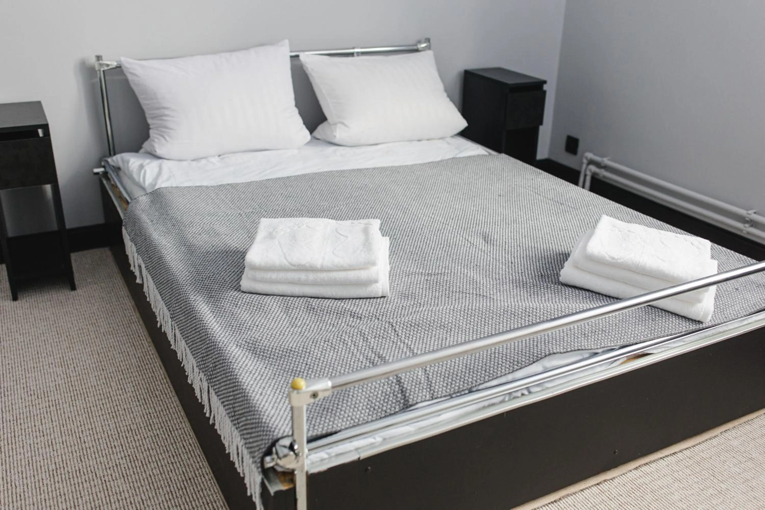 Bed in Kolyba Opryshkiv