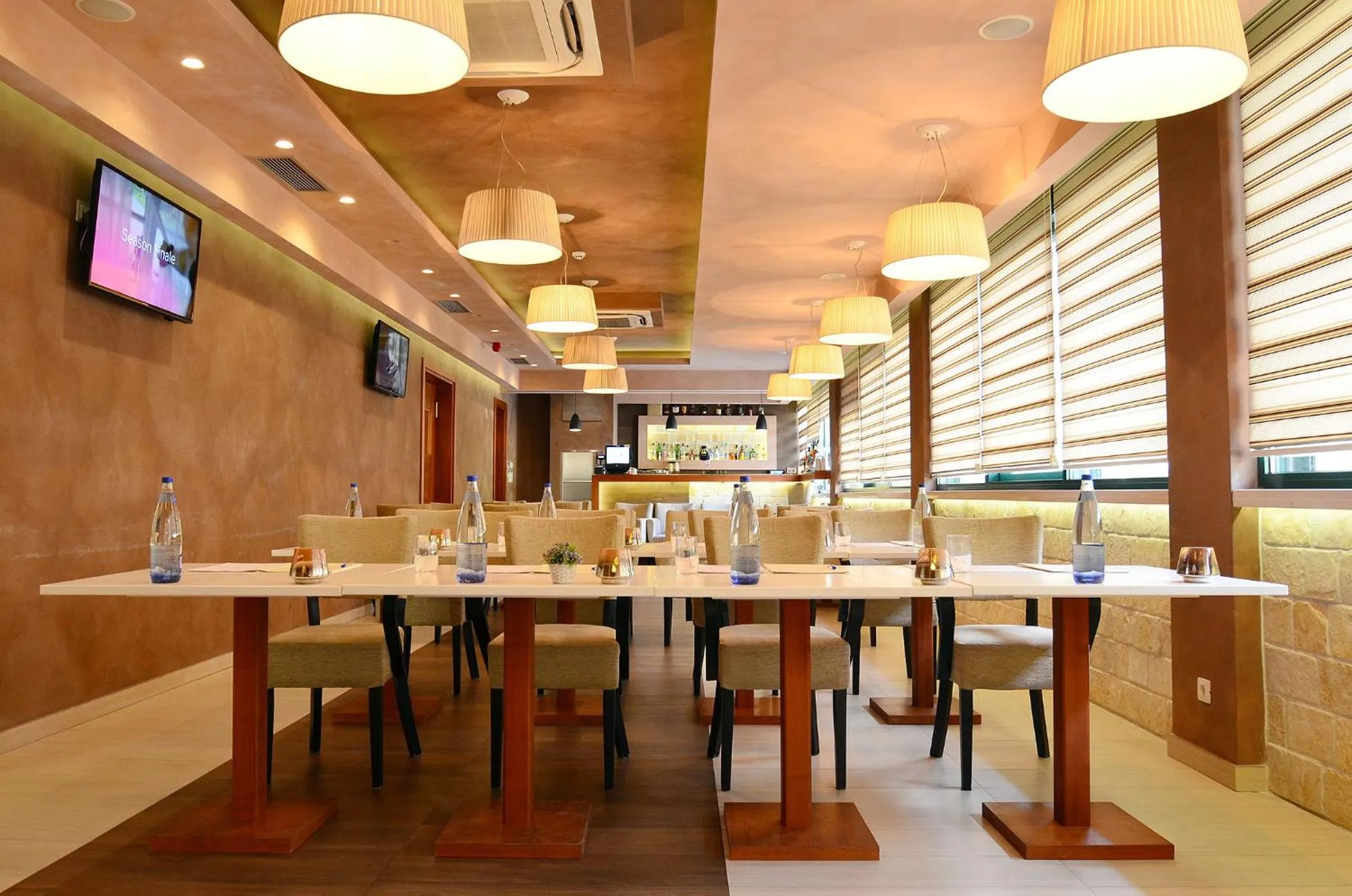 Business facilities in Hotel Porto In