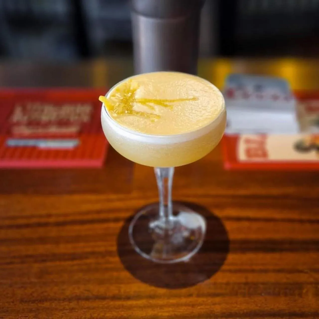 Lounge or bar in Lakeside Manor Hotel