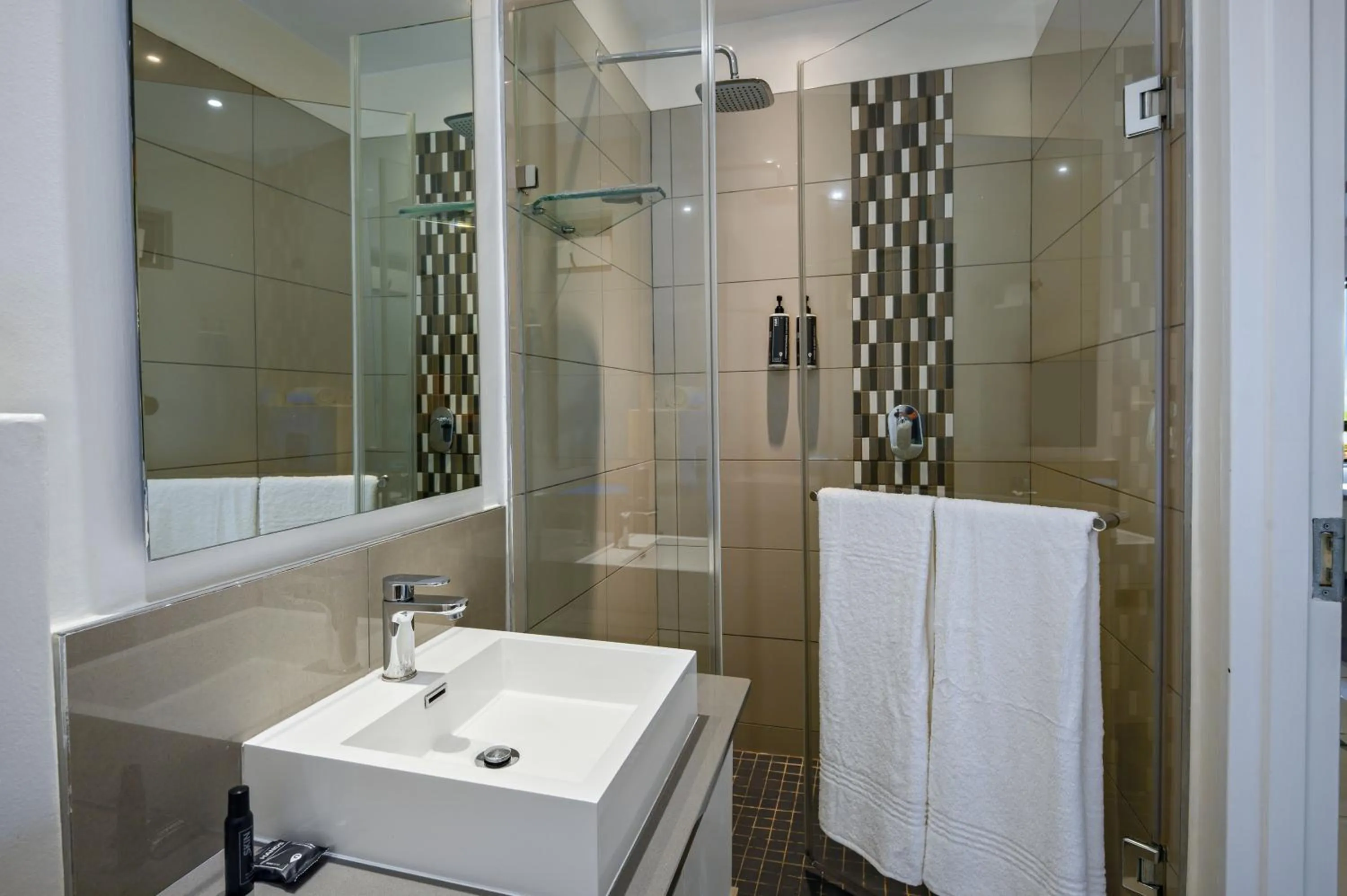 Shower in The Capital on Bath