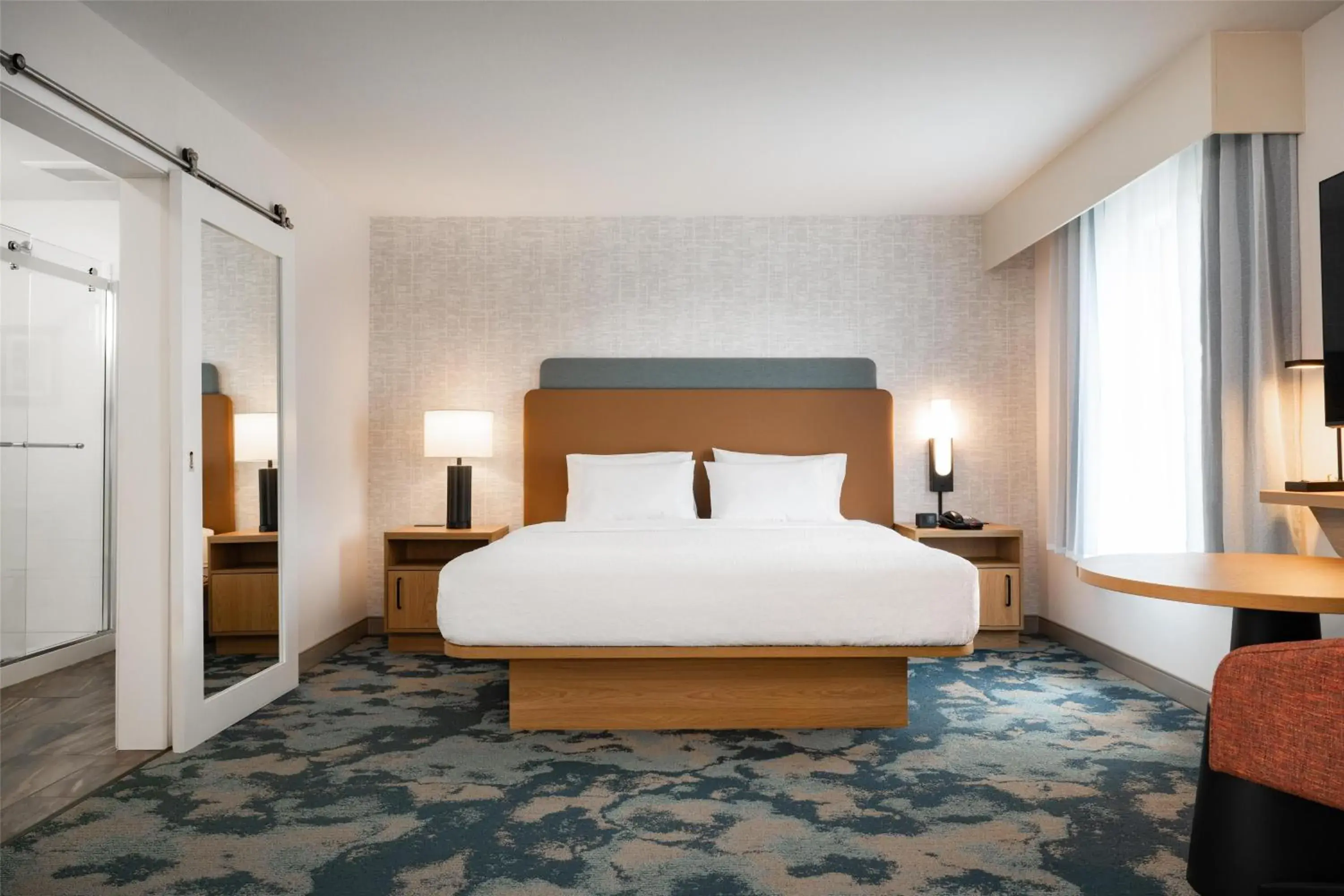 King Studio Suite - Non Smoking in Hampton Inn and Suites La Crosse Downtown King Studio Suite - Non Smoking in Hampton Inn and Suites La Crosse Downtown