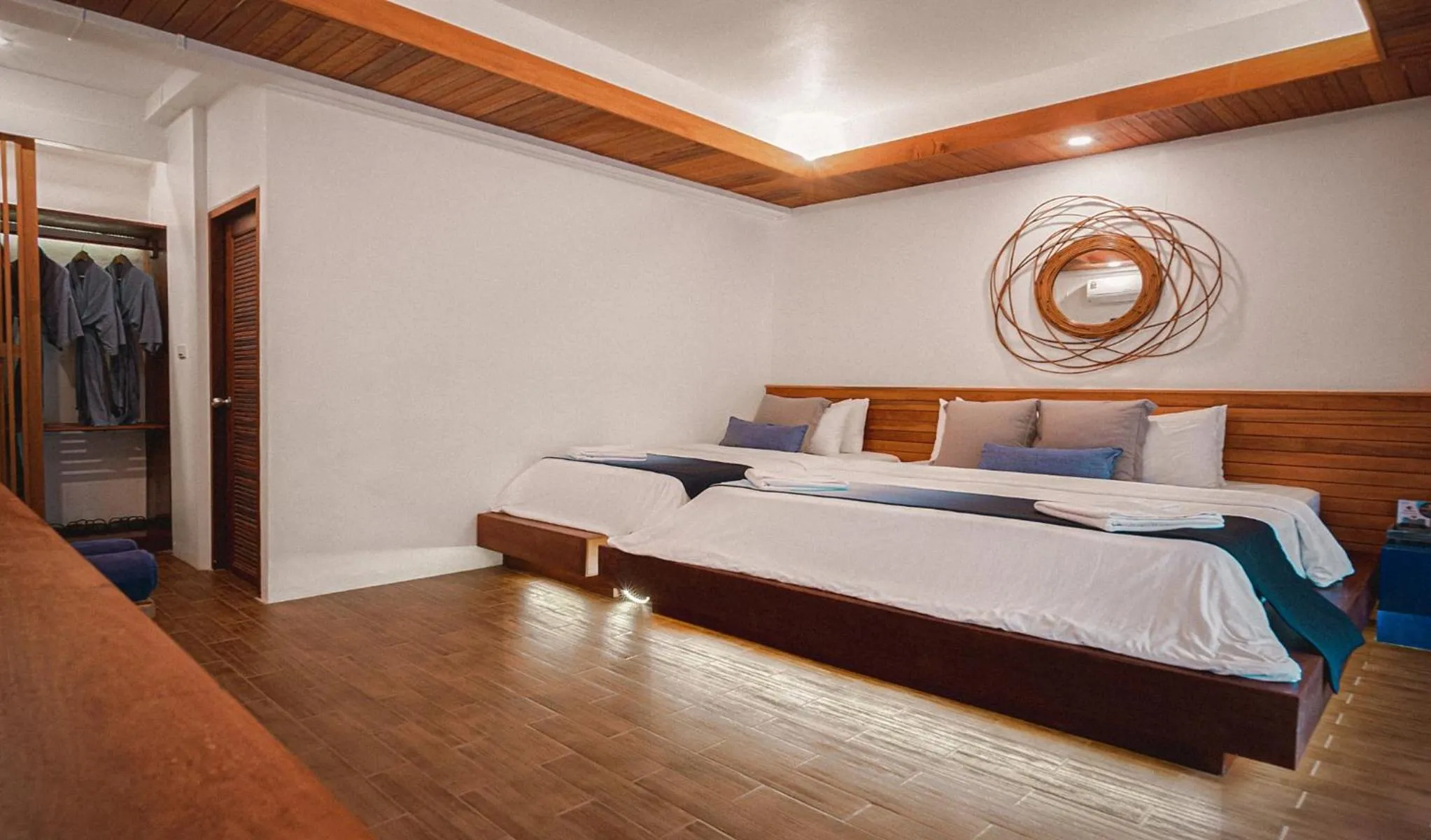 Bed in Sichon Cabana Beach Resort