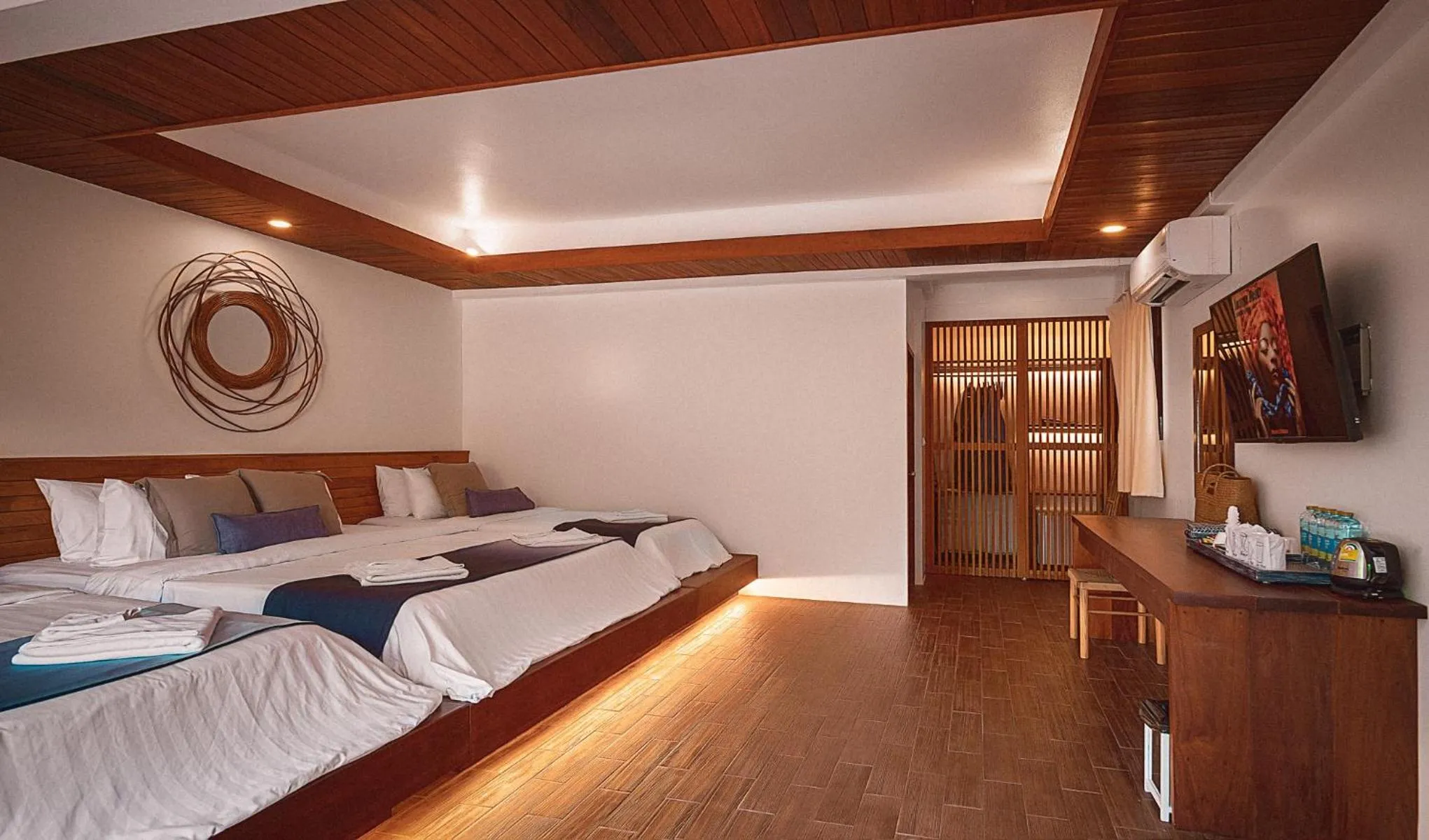 Bed in Sichon Cabana Beach Resort