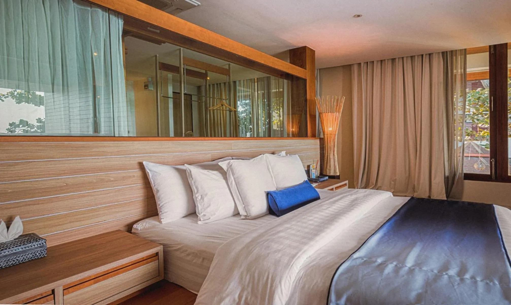 Bed in Sichon Cabana Beach Resort