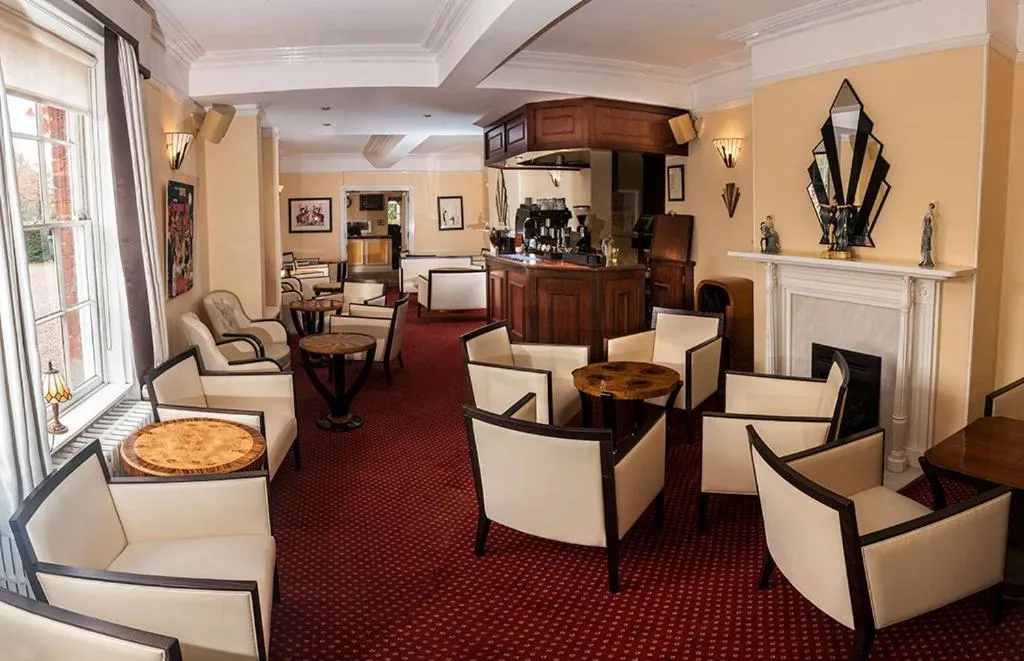 Lounge or bar in Beechwood Hotel