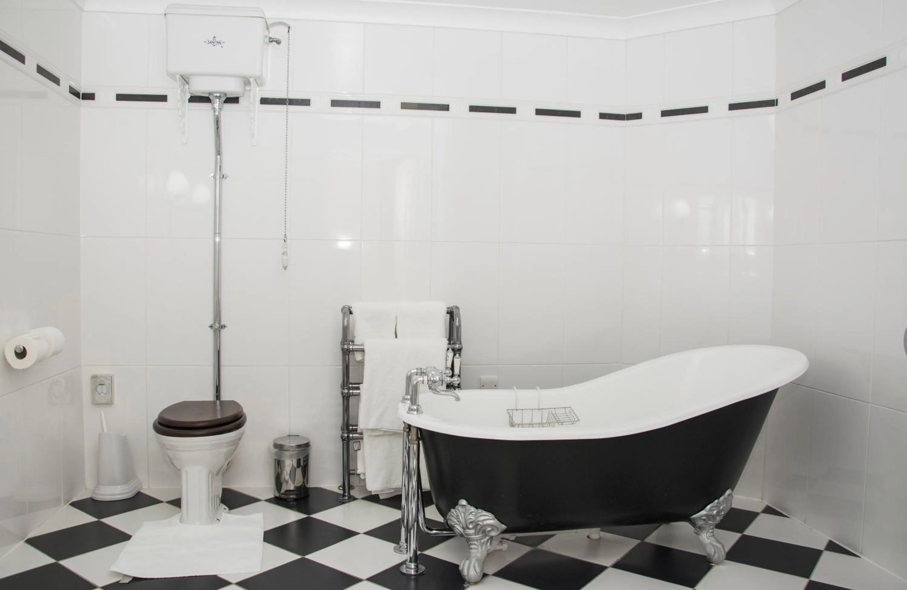 Bathroom in Beechwood Hotel