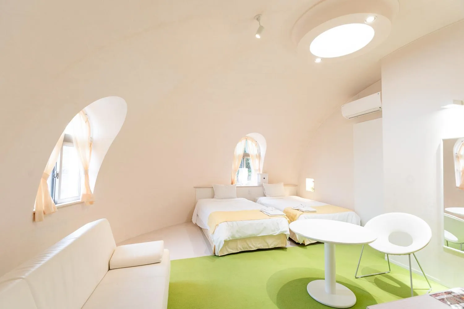 Bed in Toretore Village Nanki Shirahama