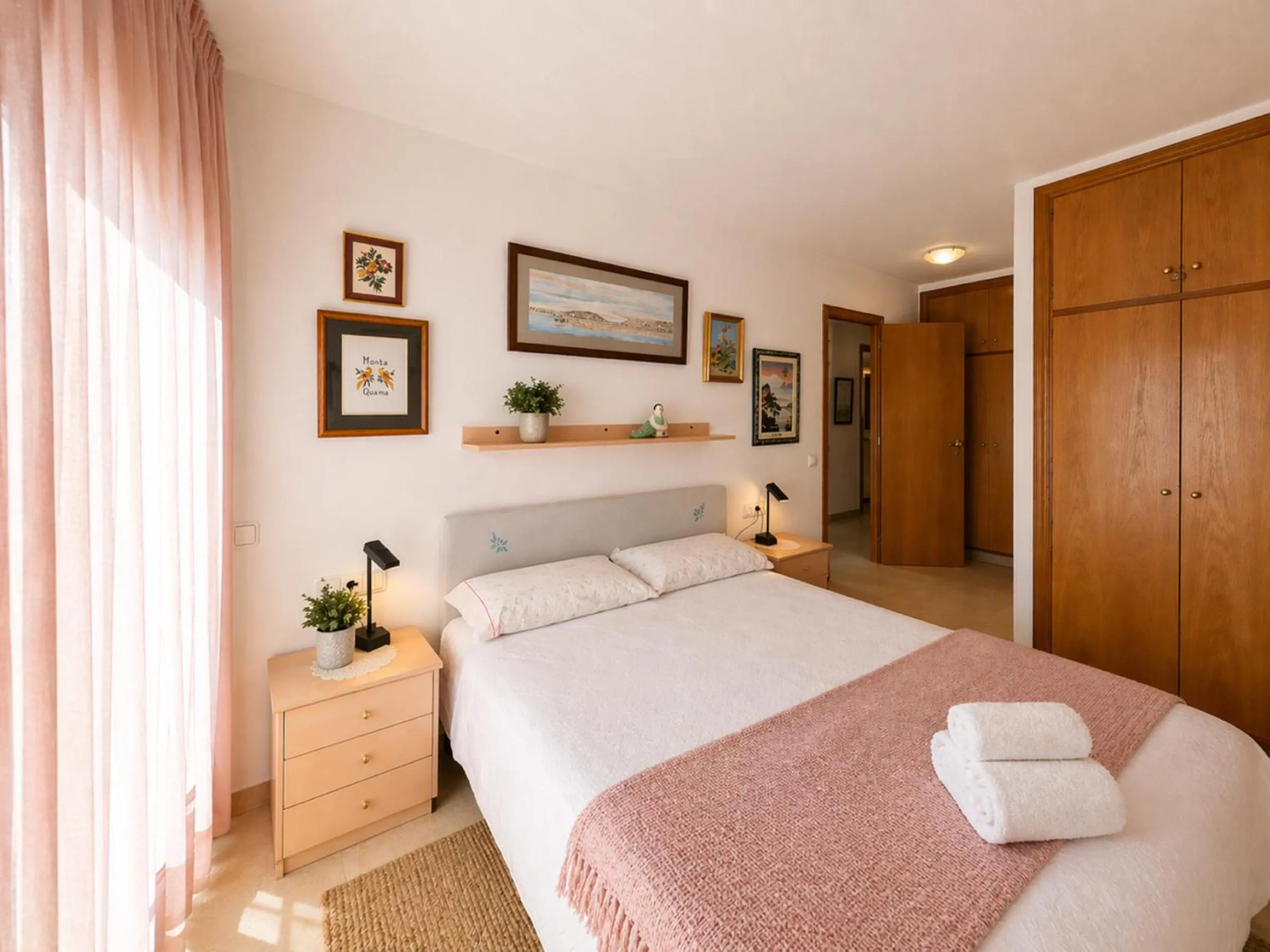 Bedroom, Bed in Atico Duplex Coral
