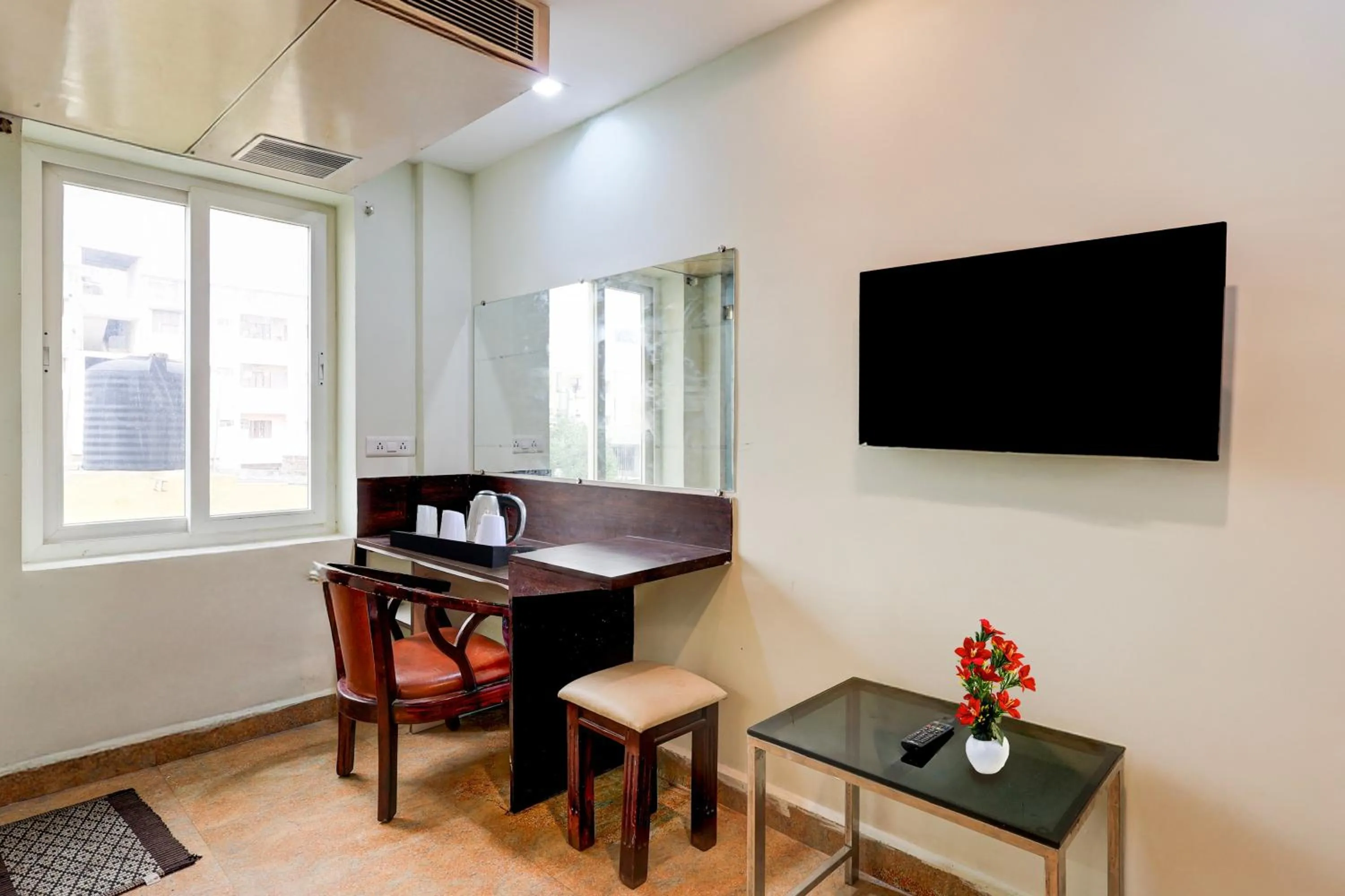 Bedroom in Townhouse Benz Circle MG Road