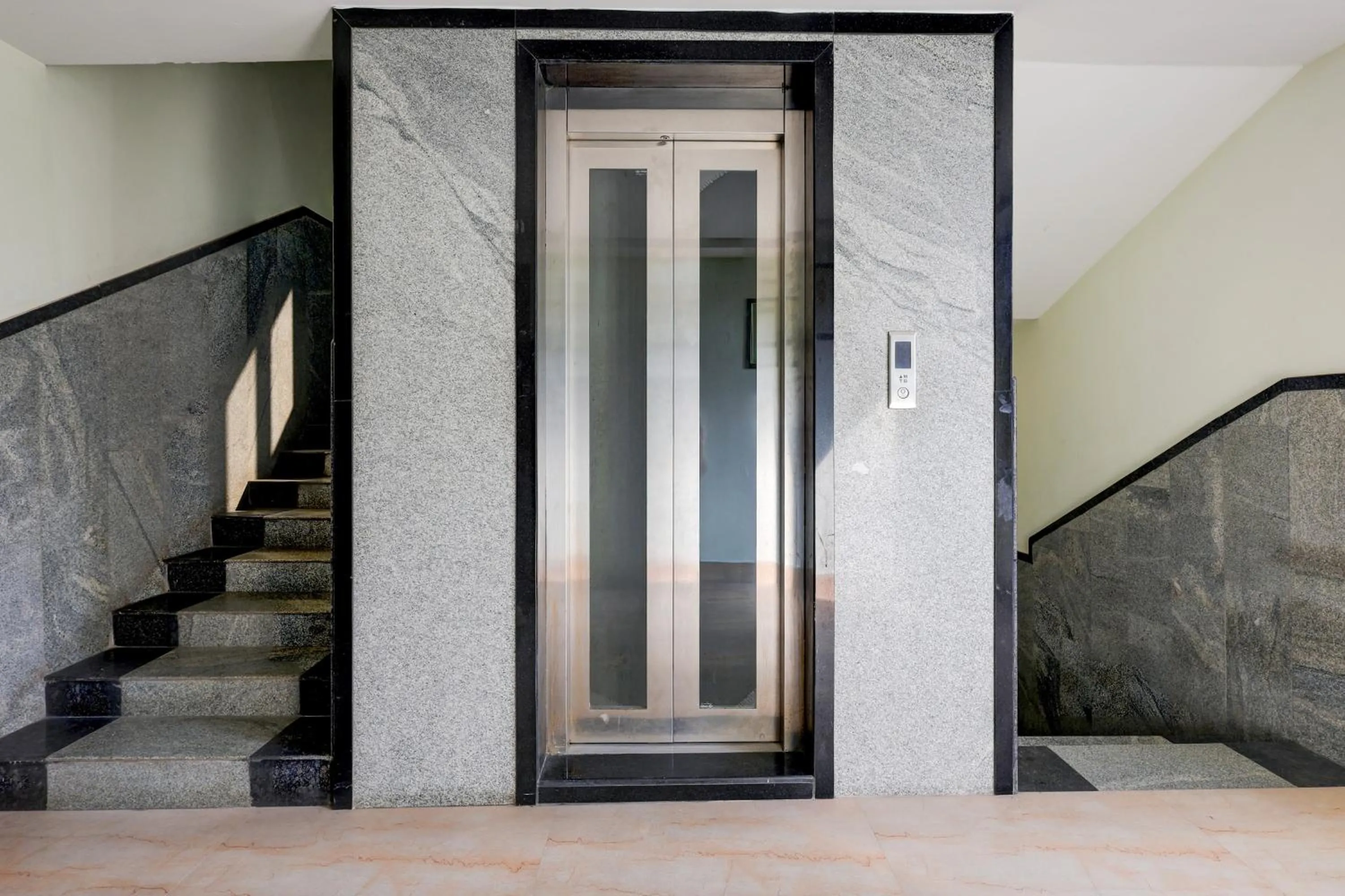 Lobby or reception in Townhouse Benz Circle MG Road