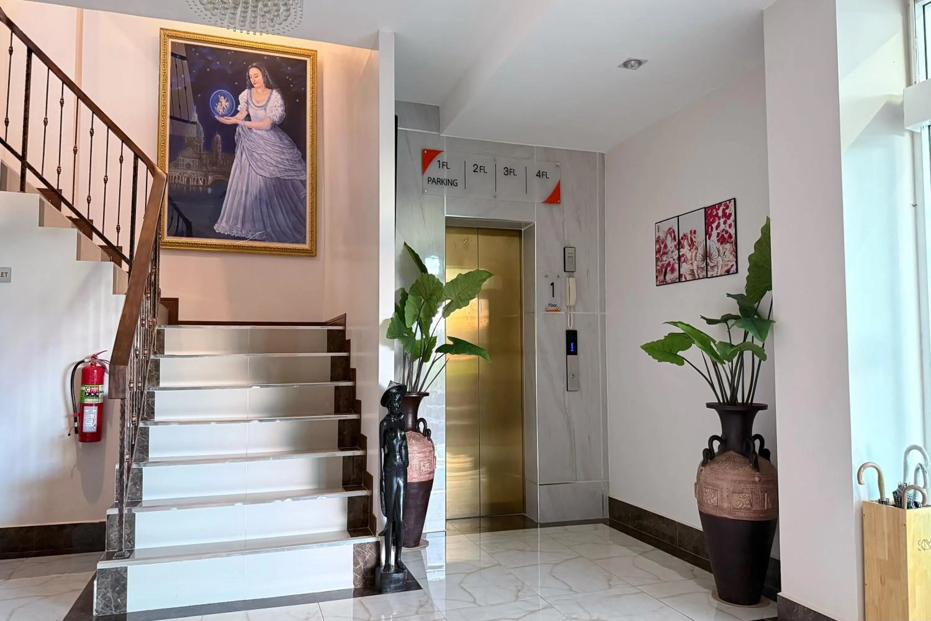 Area and facilities in SKM Paradise Mae Sai