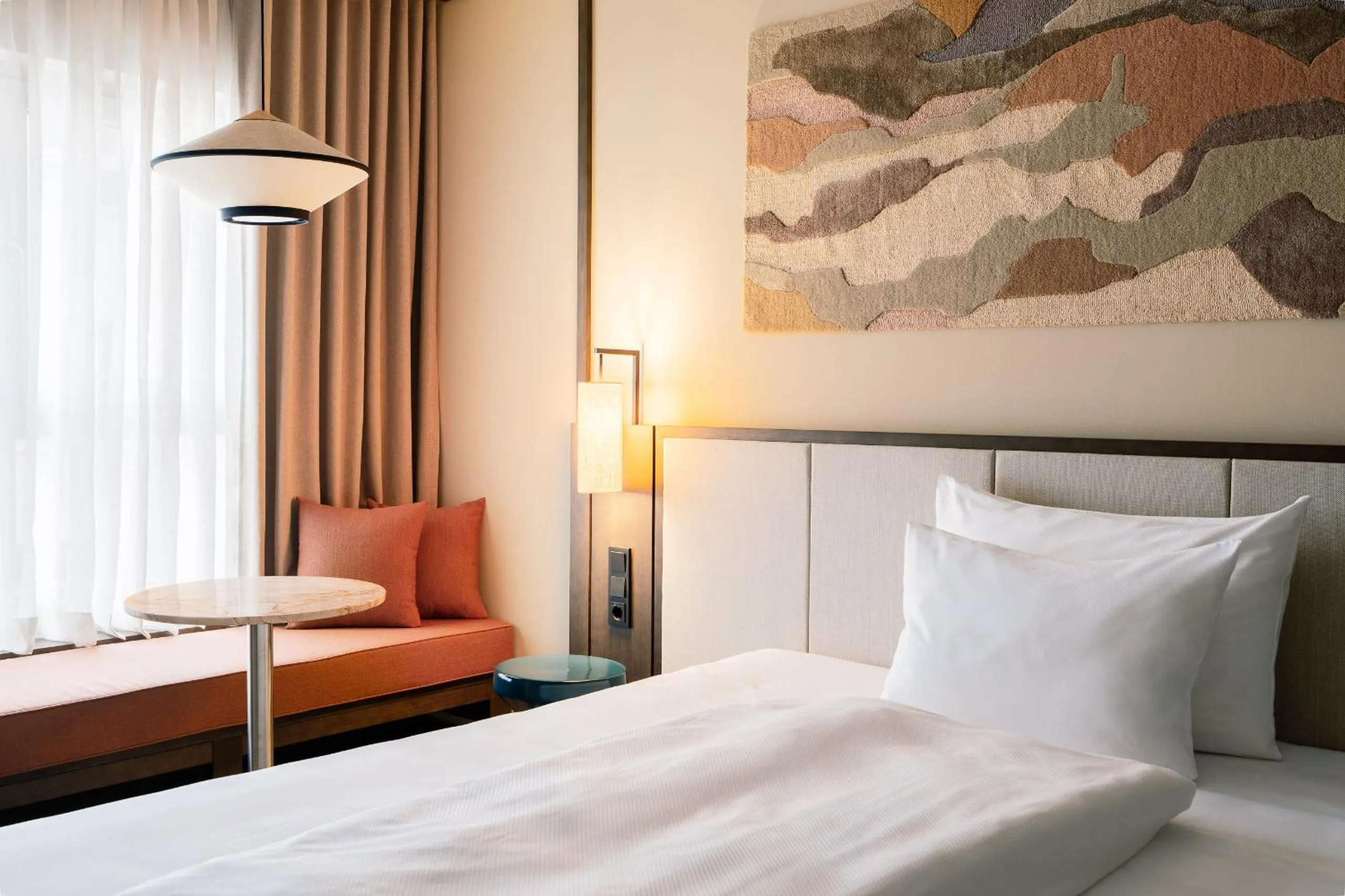 Bed in Hotel Schani City