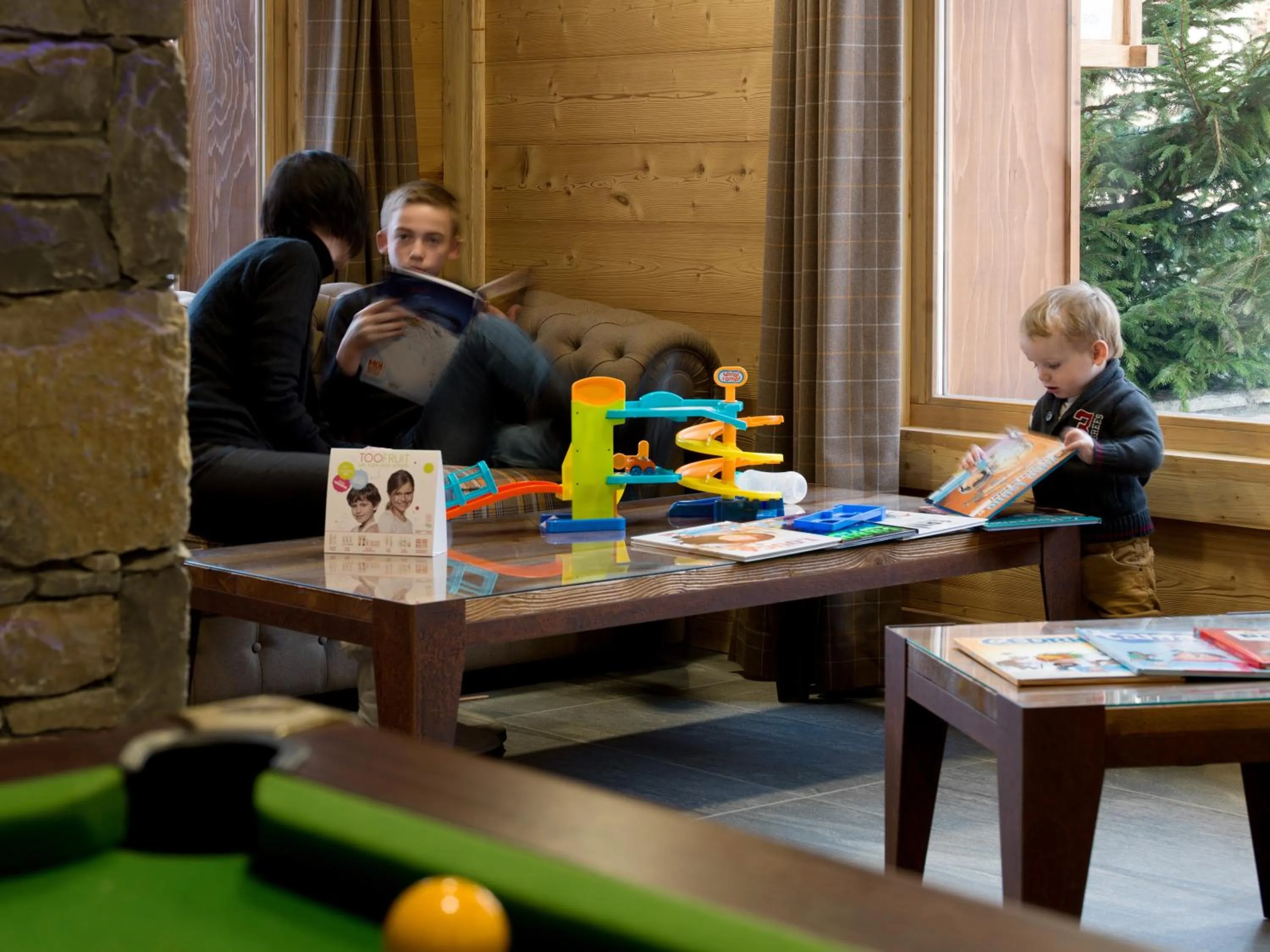 Lobby or reception in CGH Résidence Boutique Les Chalets De Laÿssia