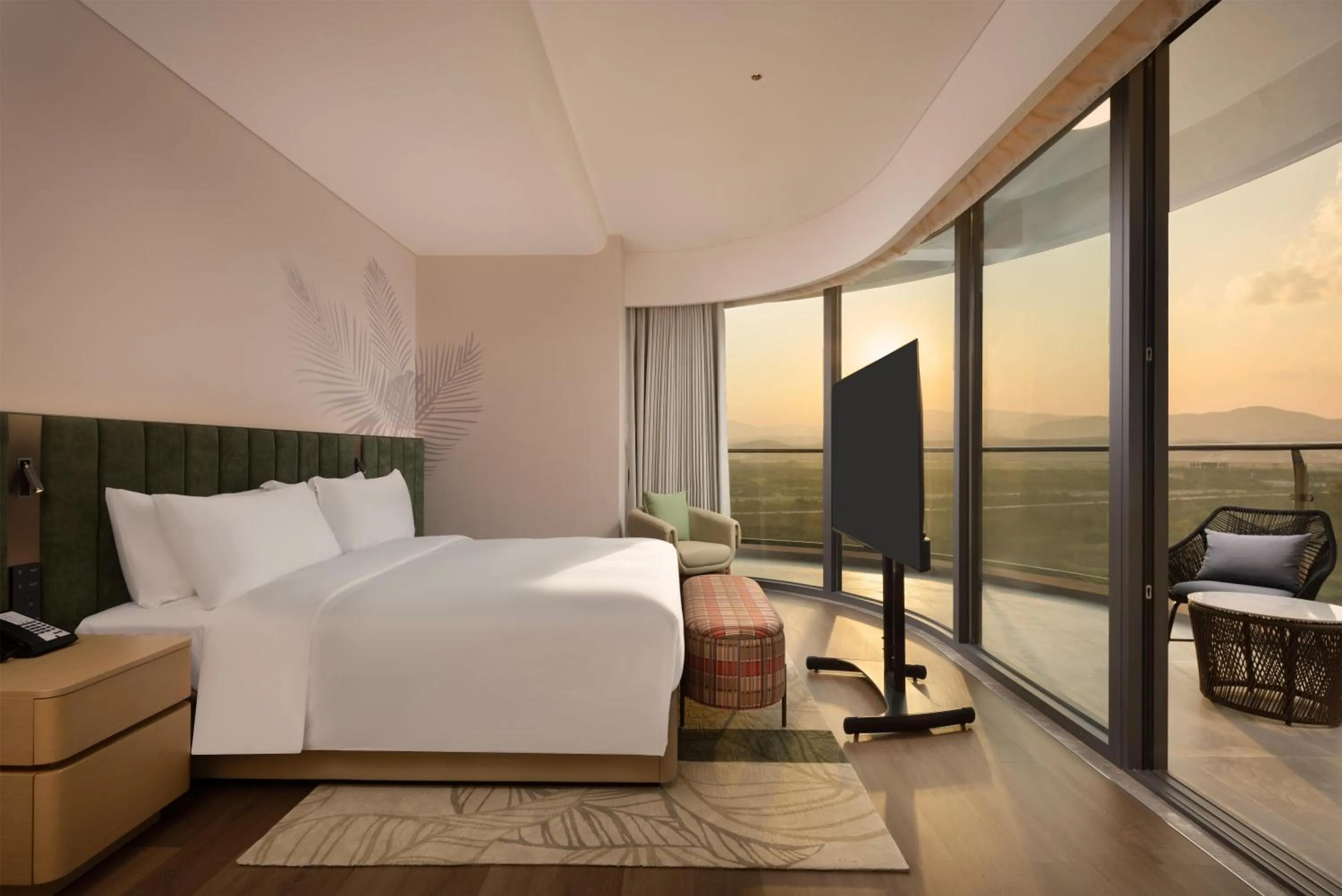 Deluxe King Suite in Hilton Garden Inn Xishuangbanna Gasa Airport
