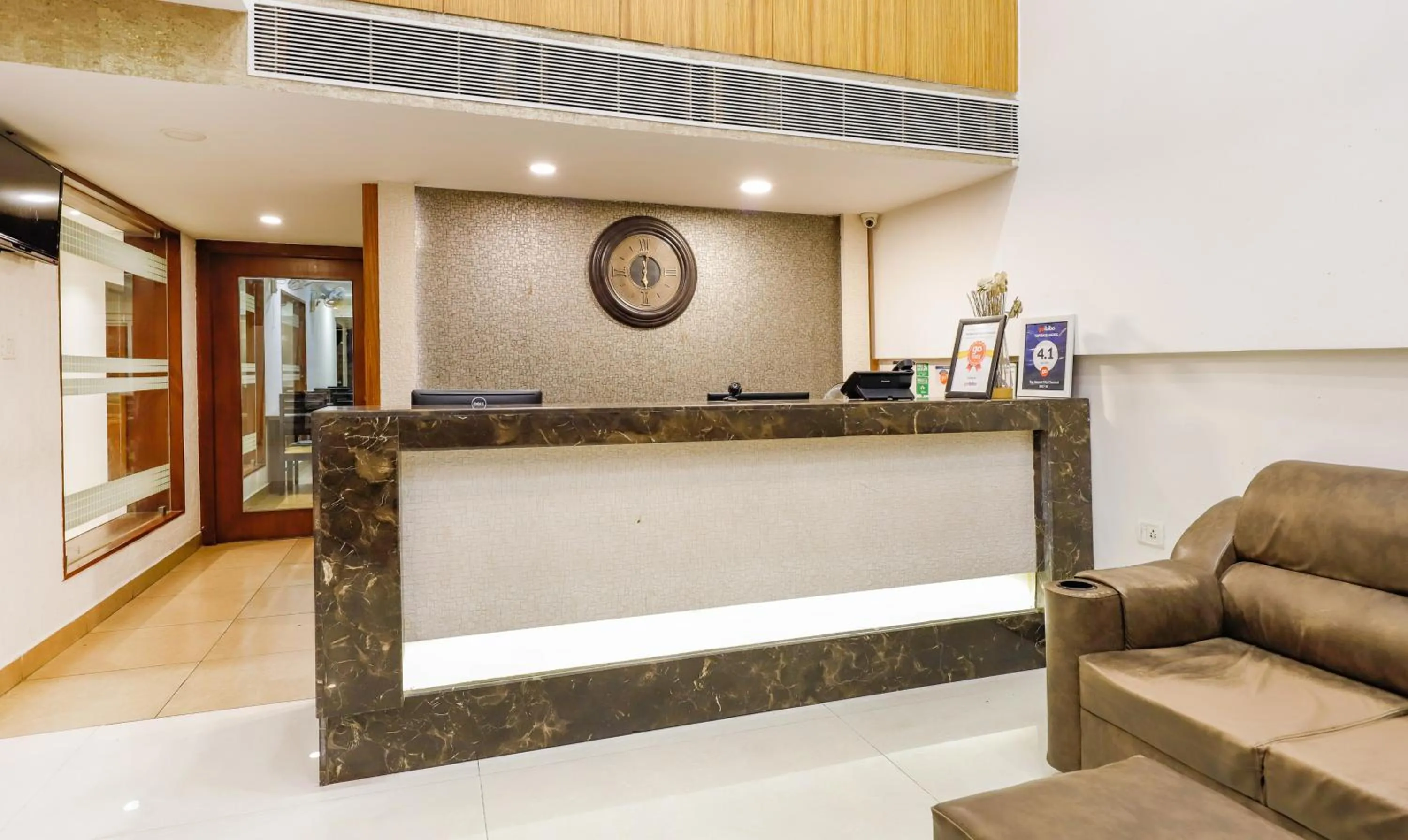 The Mount City Near US Consulate