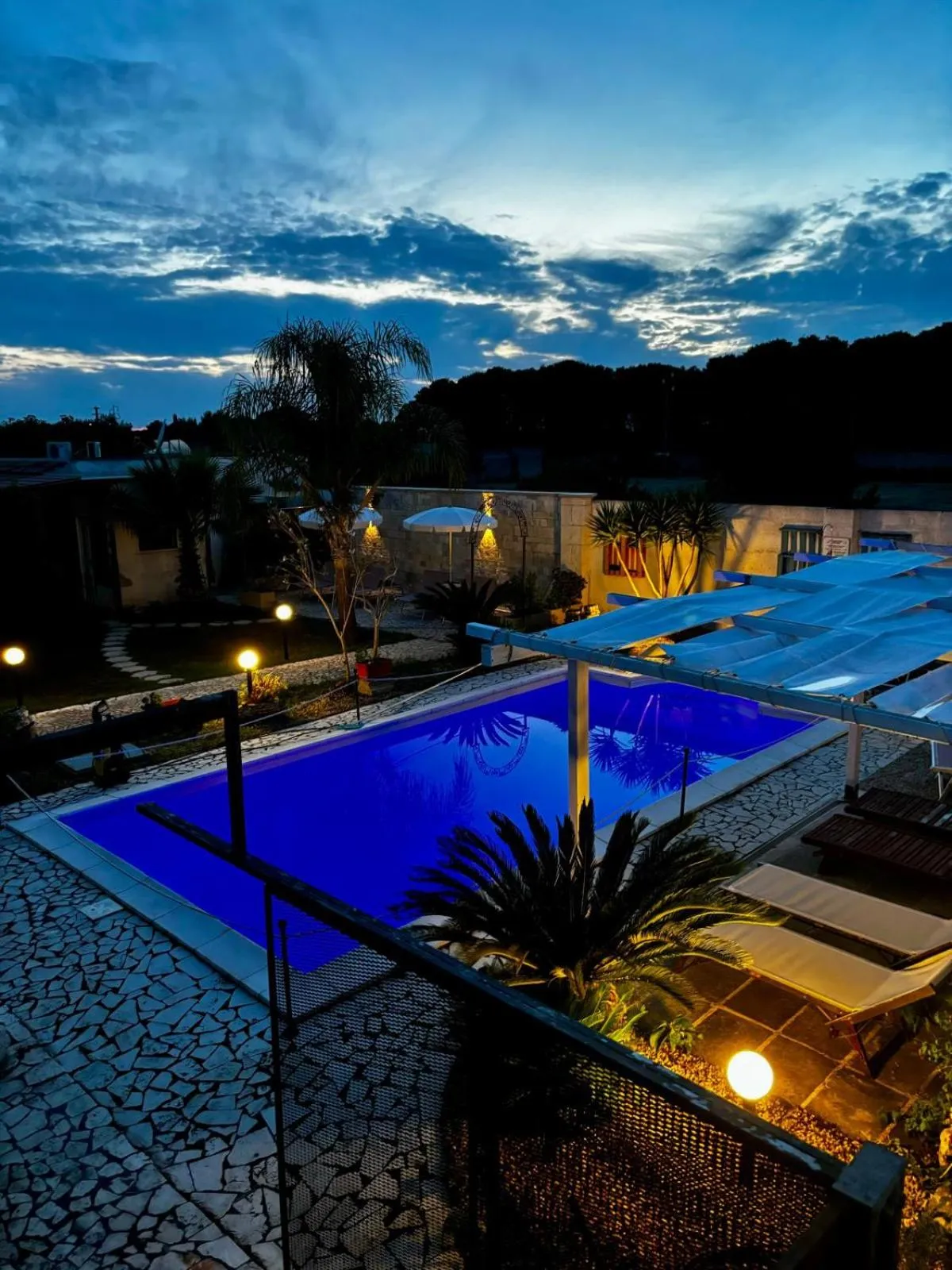 Swimming pool in B&B Villa Romina