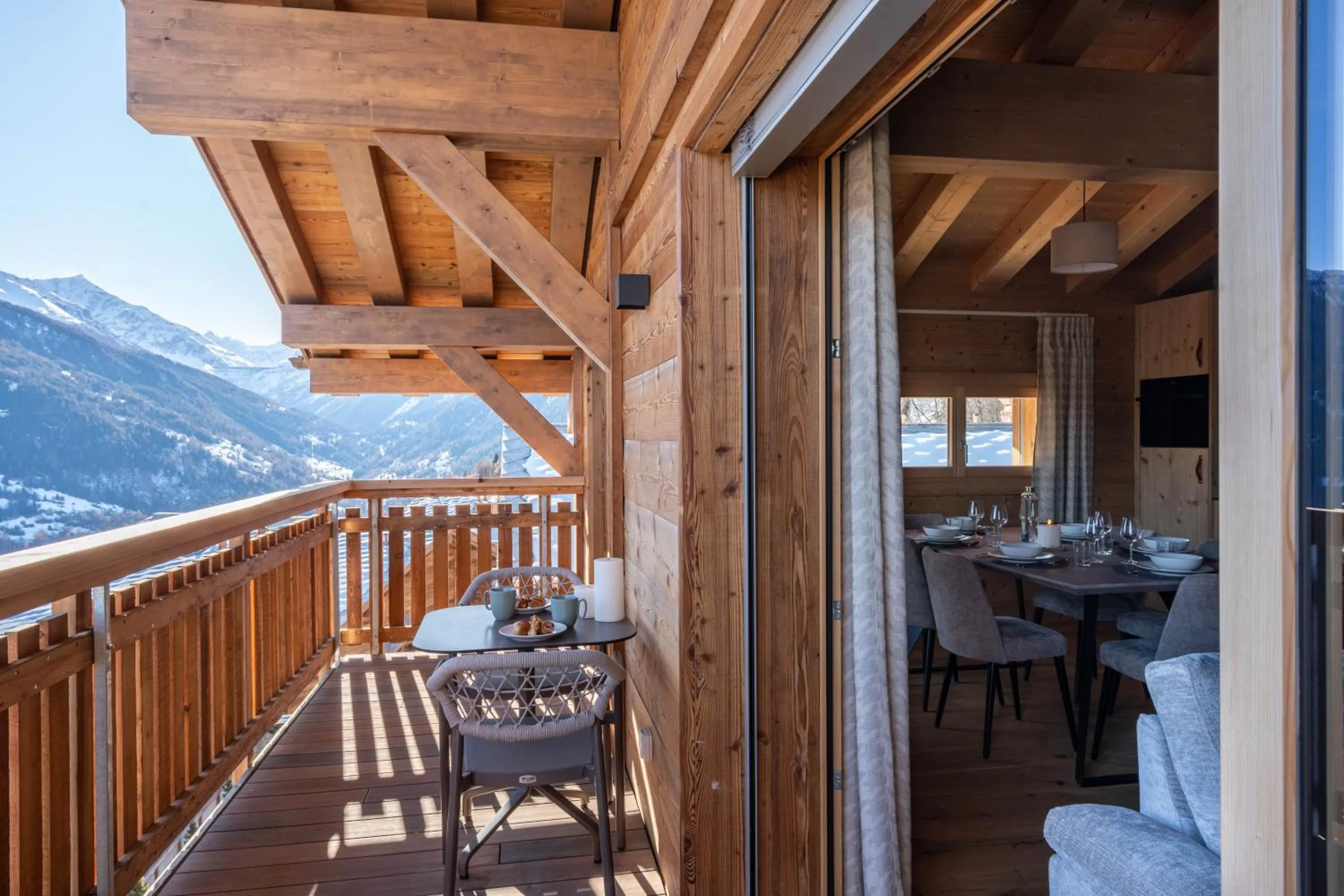Patio in Dent Blanche Resort - TemptingPlaces Collection