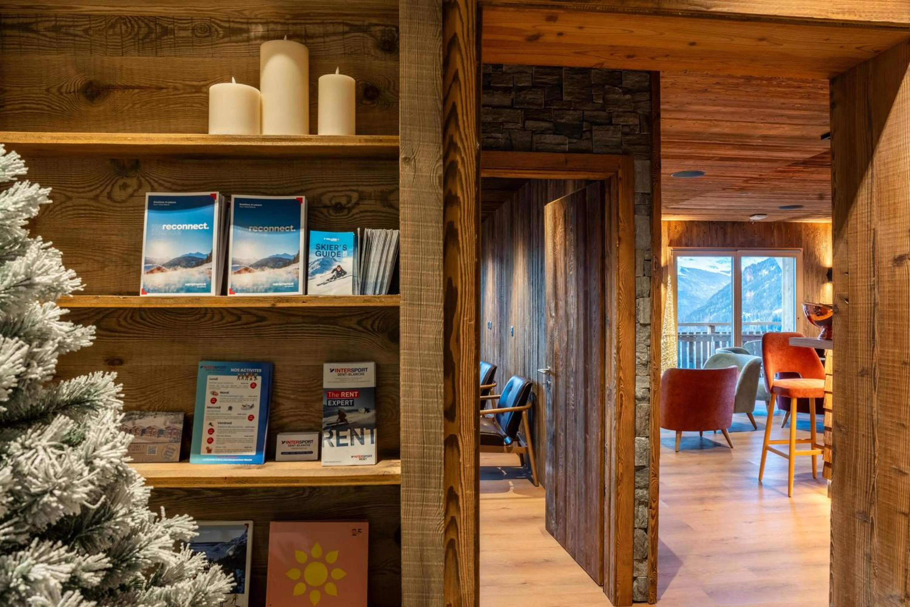 Lobby or reception in Dent Blanche Resort - TemptingPlaces Collection