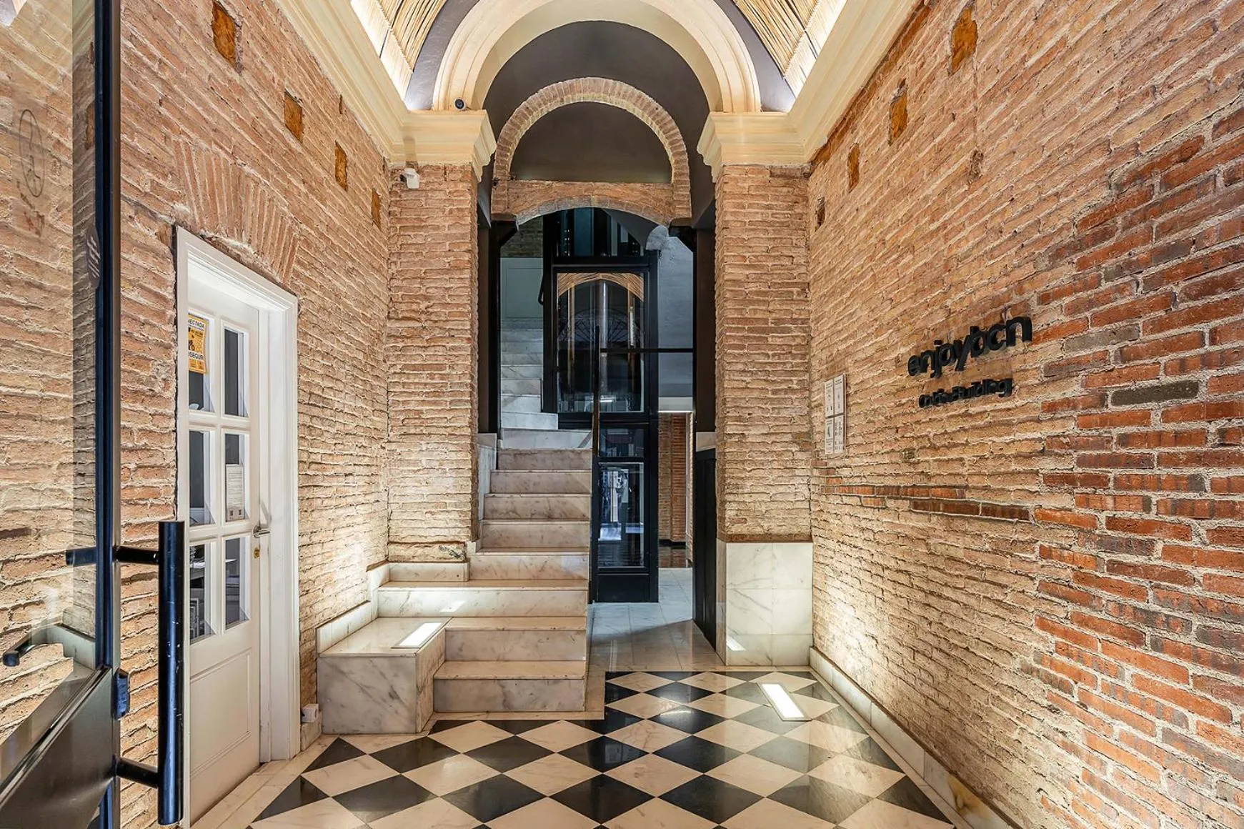 On site in Enjoybcn Colon Apartments