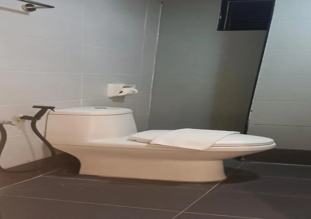 Bathroom in Asto Hotel Kuala Lumpur