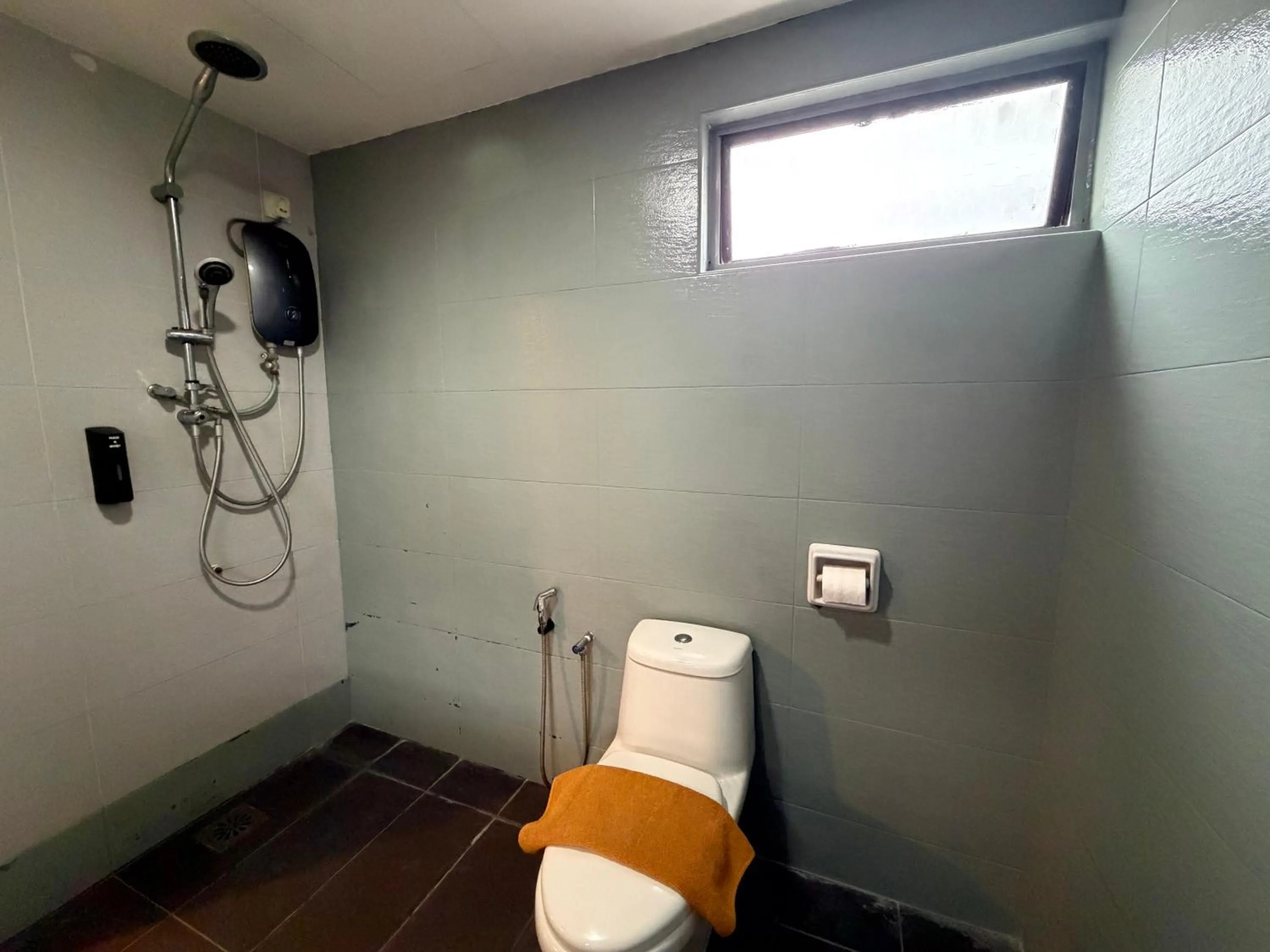 Toilet in Asto Hotel Kuala Lumpur