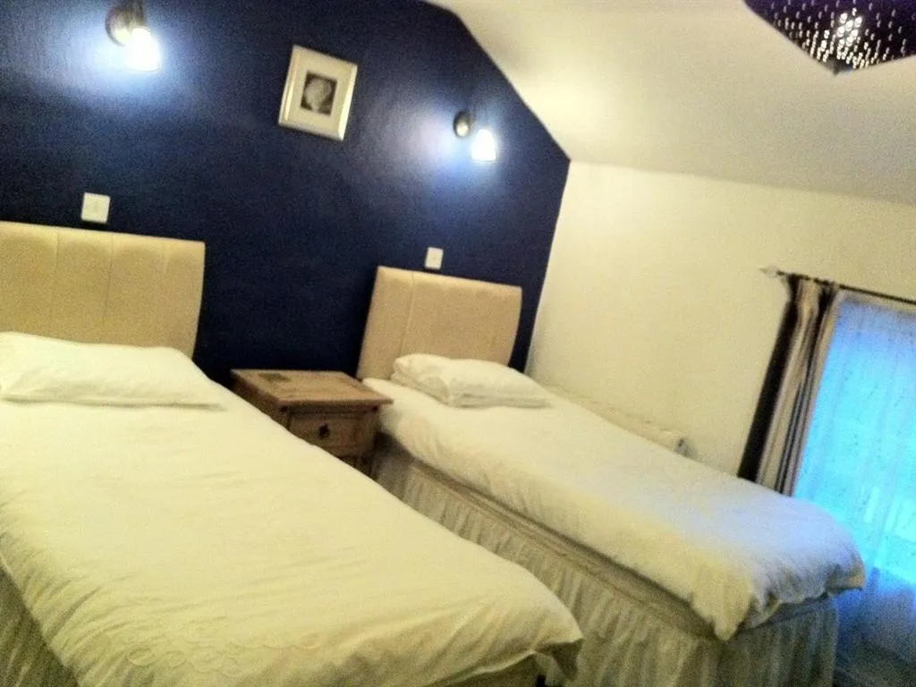 Bedroom, Bed in The George Hotel