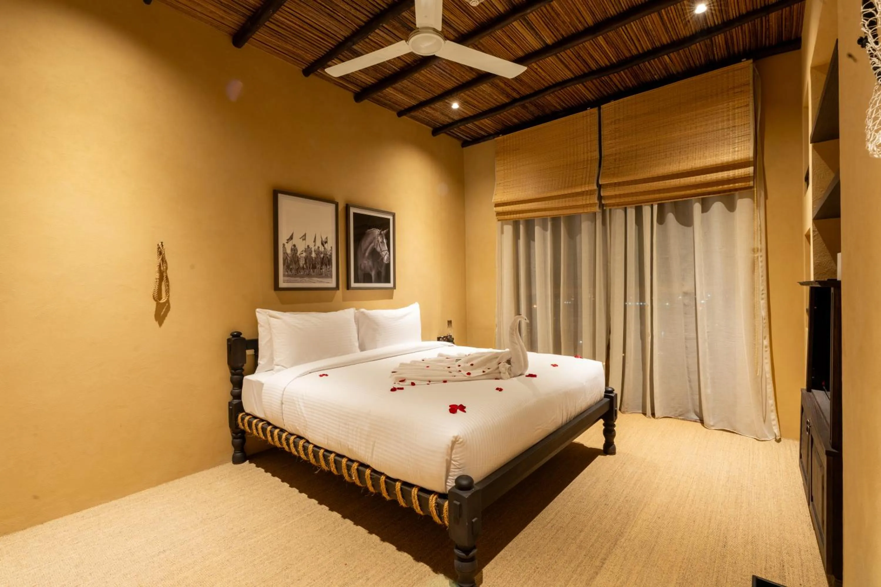 Bedroom, Bed in The Luxe Retreat Hotel Apartments