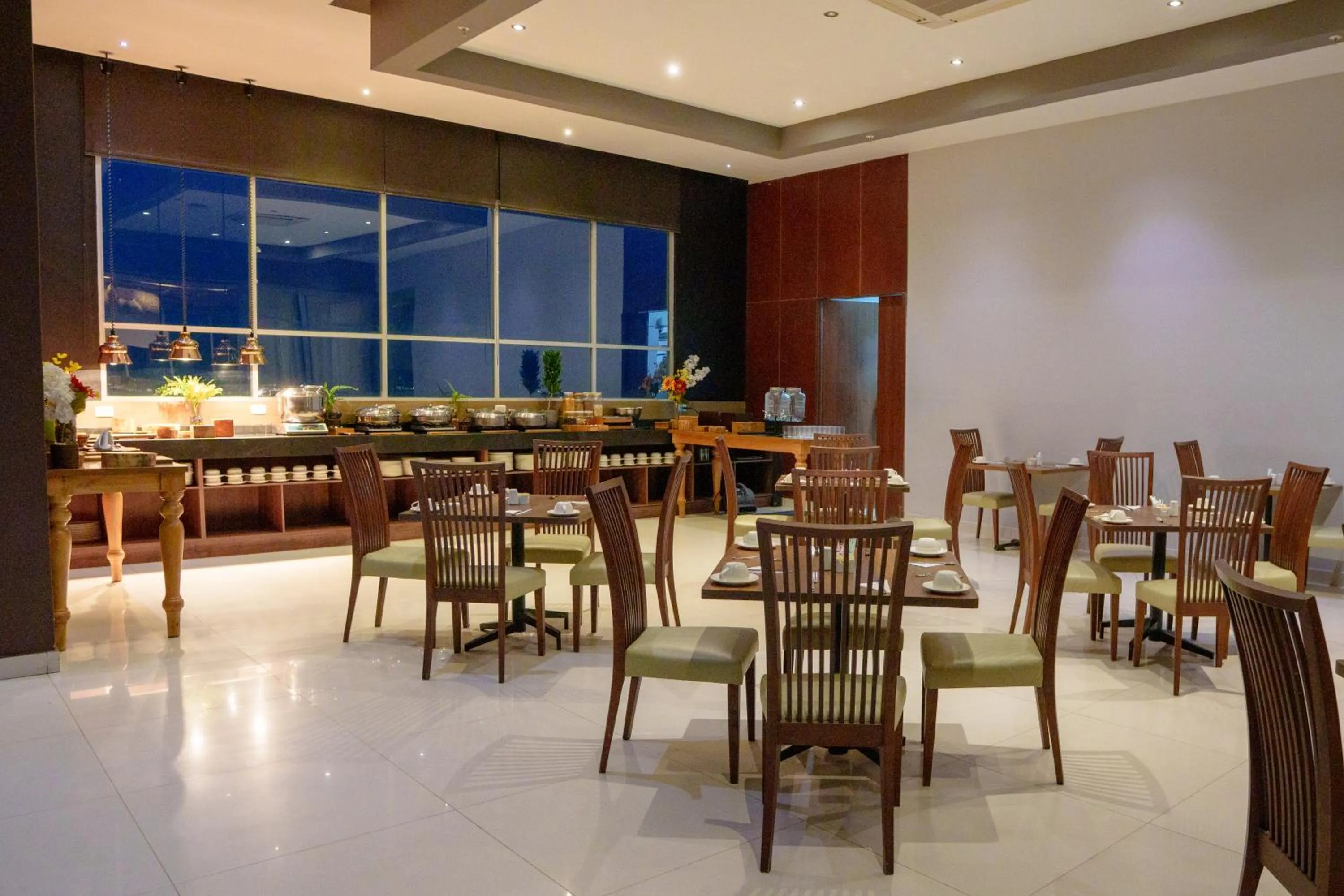 Restaurant/places to eat in Sky Collection Lifestyle Hotel & Suites Barranquilla
