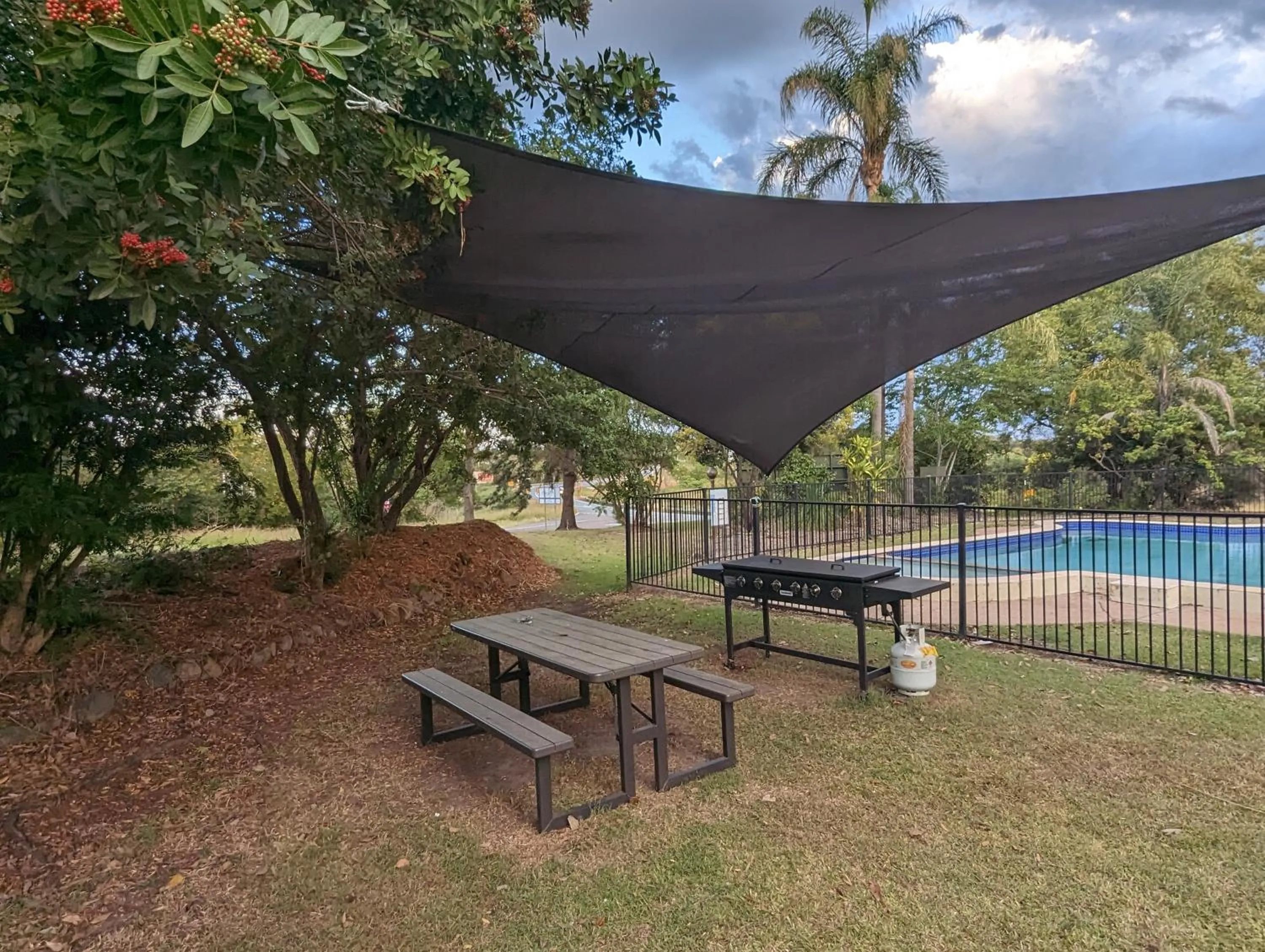 BBQ facilities in Y Motels Gympie