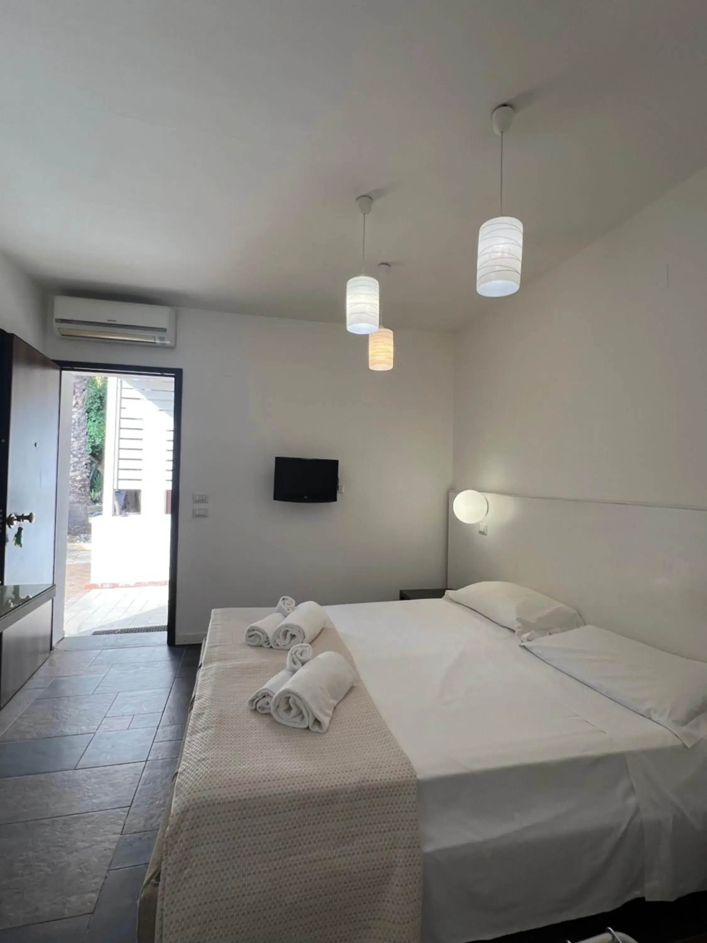 Family Two-Bedroom Apartment with View in Regent Beachotel Family Two-Bedroom Apartment with View in Regent Beachotel