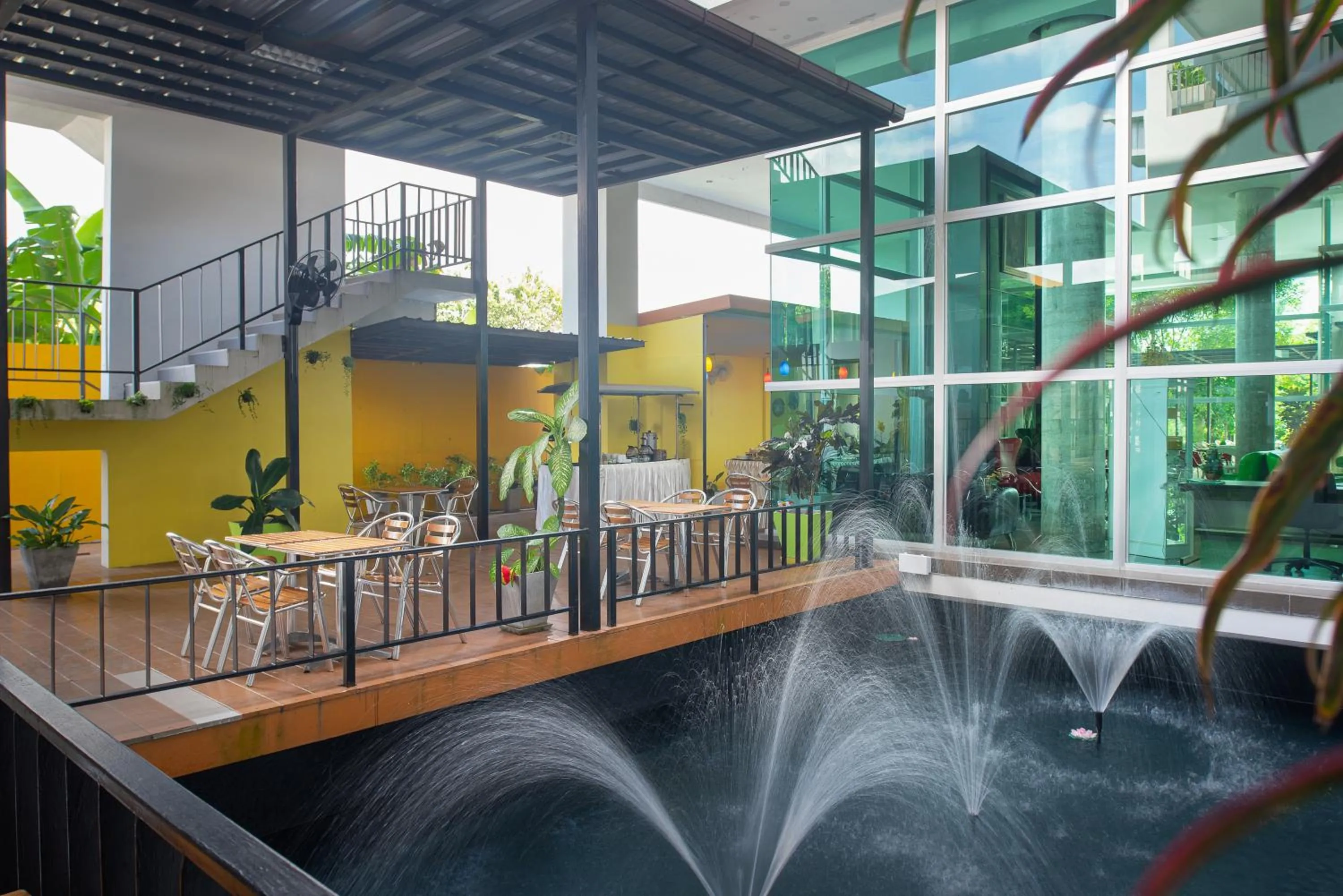Restaurant/places to eat in Eco Inn Prime Trang