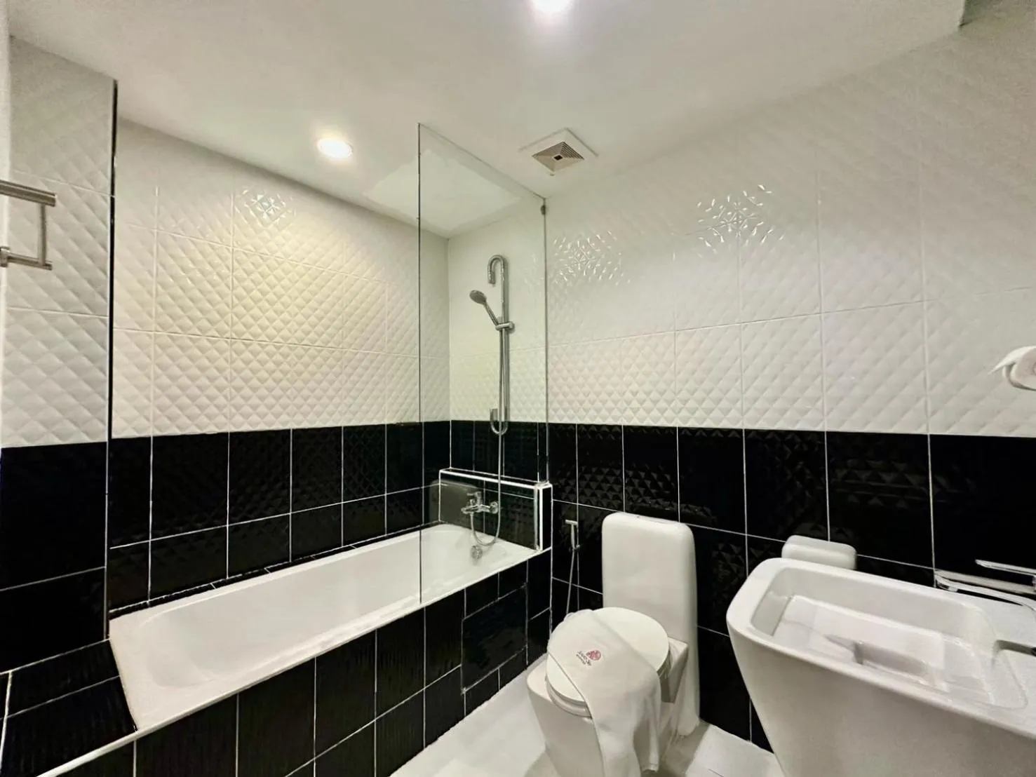 Toilet in Sakura Sky Residence