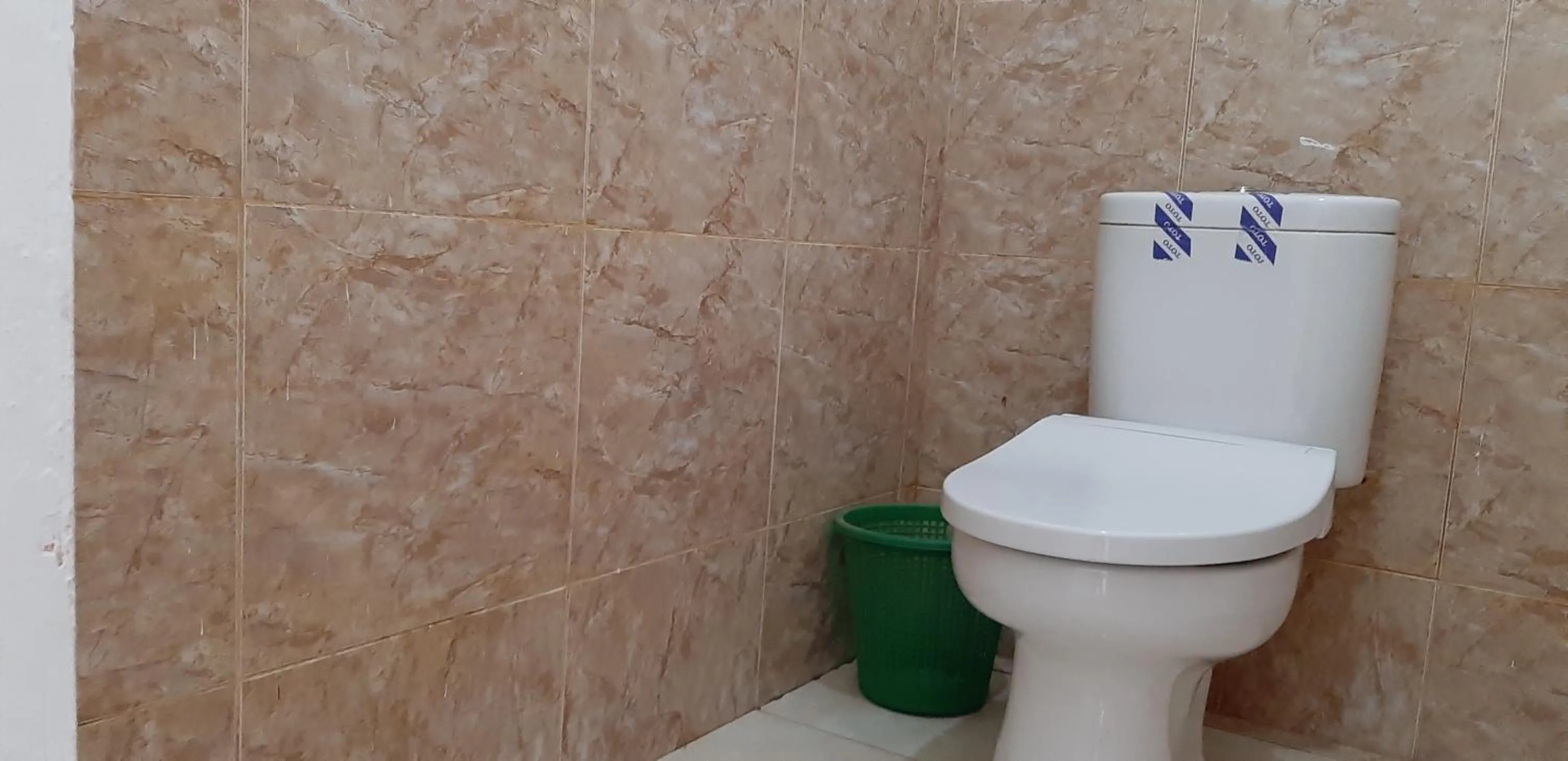 Bathroom in Diyah Homestay