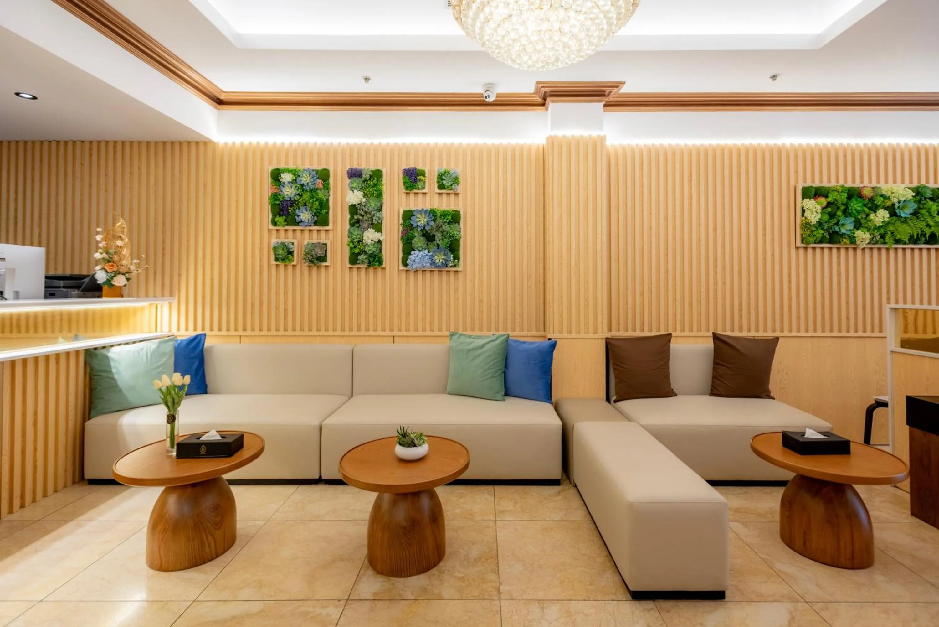 Lobby or reception in YEHS Hotel Sydney CBD