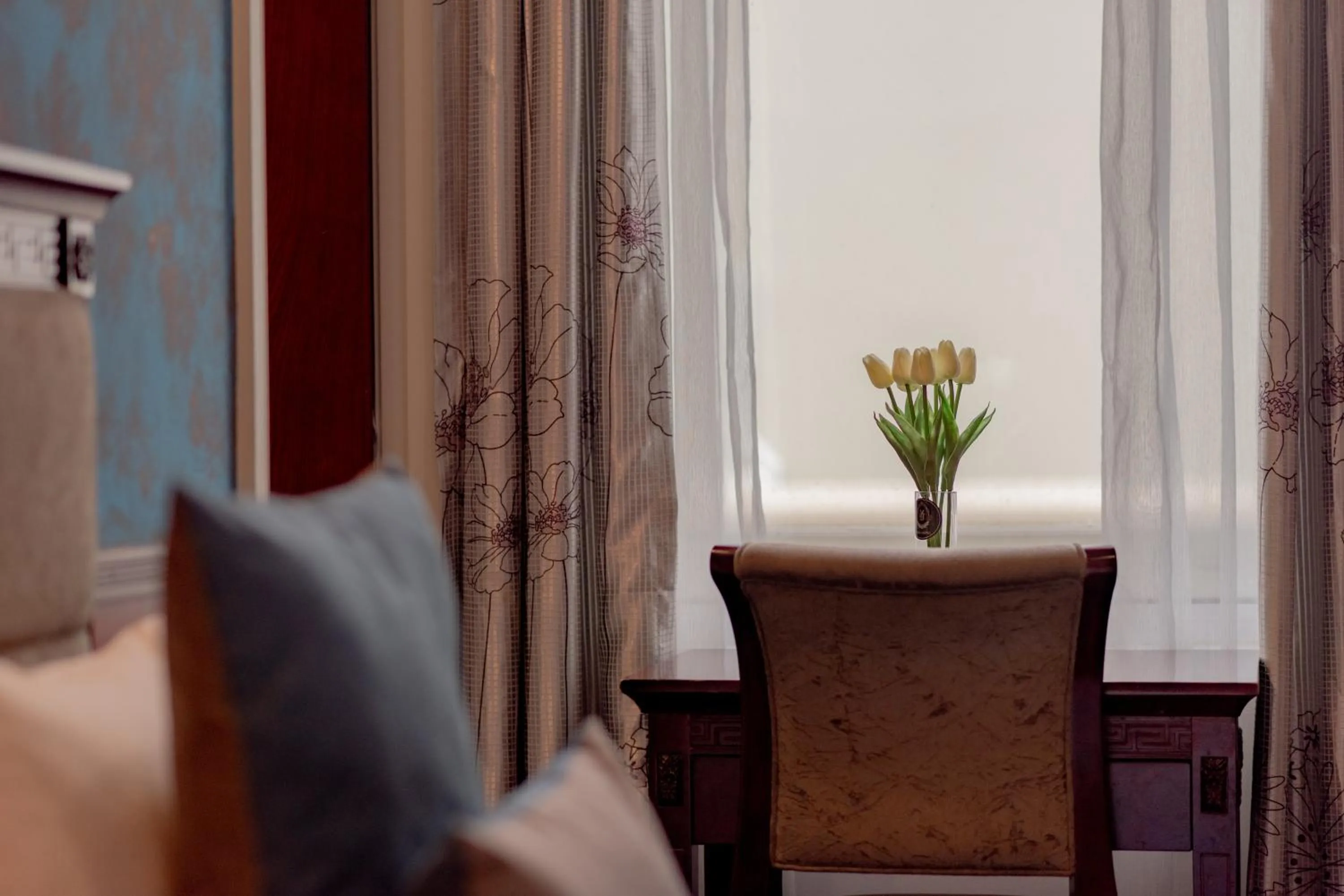 Bed in YEHS Hotel Sydney CBD