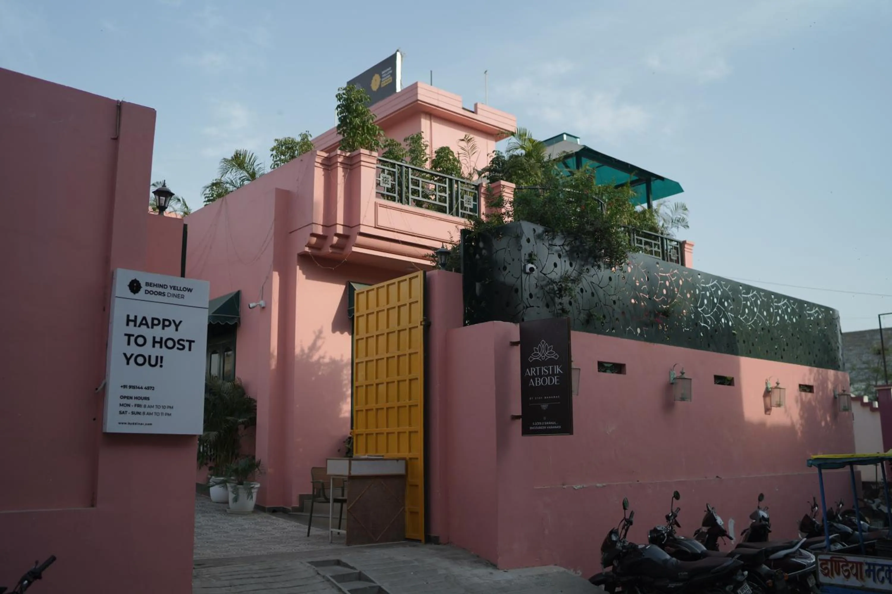 Property building in Artistik Abode by Stay Banaras