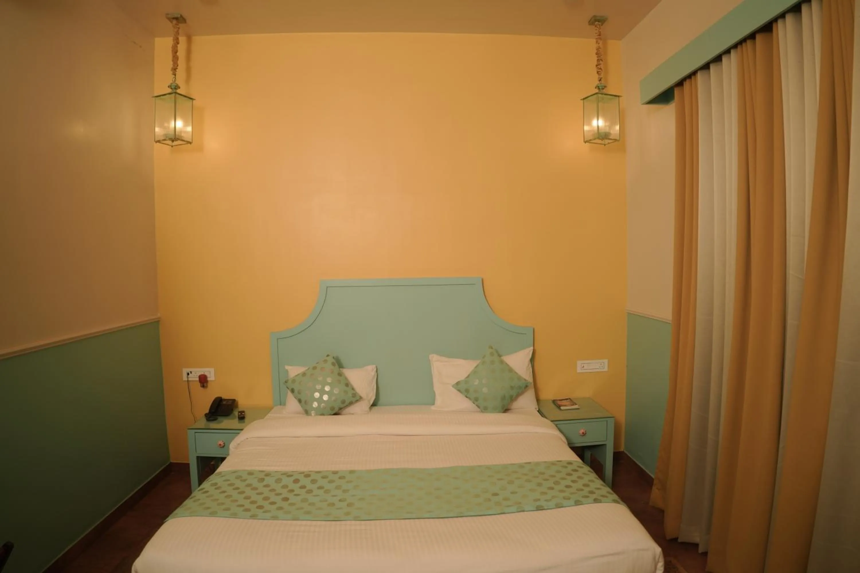 Bed in Artistik Abode by Stay Banaras