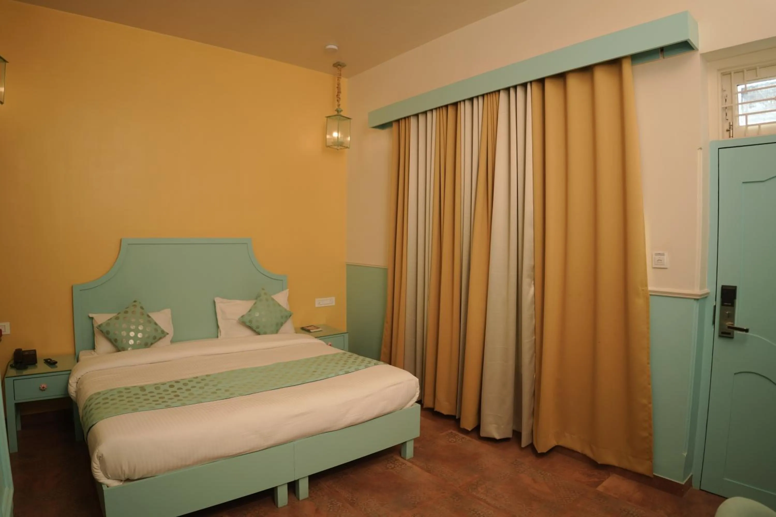 Photo of the whole room, Bed in Artistik Abode by Stay Banaras