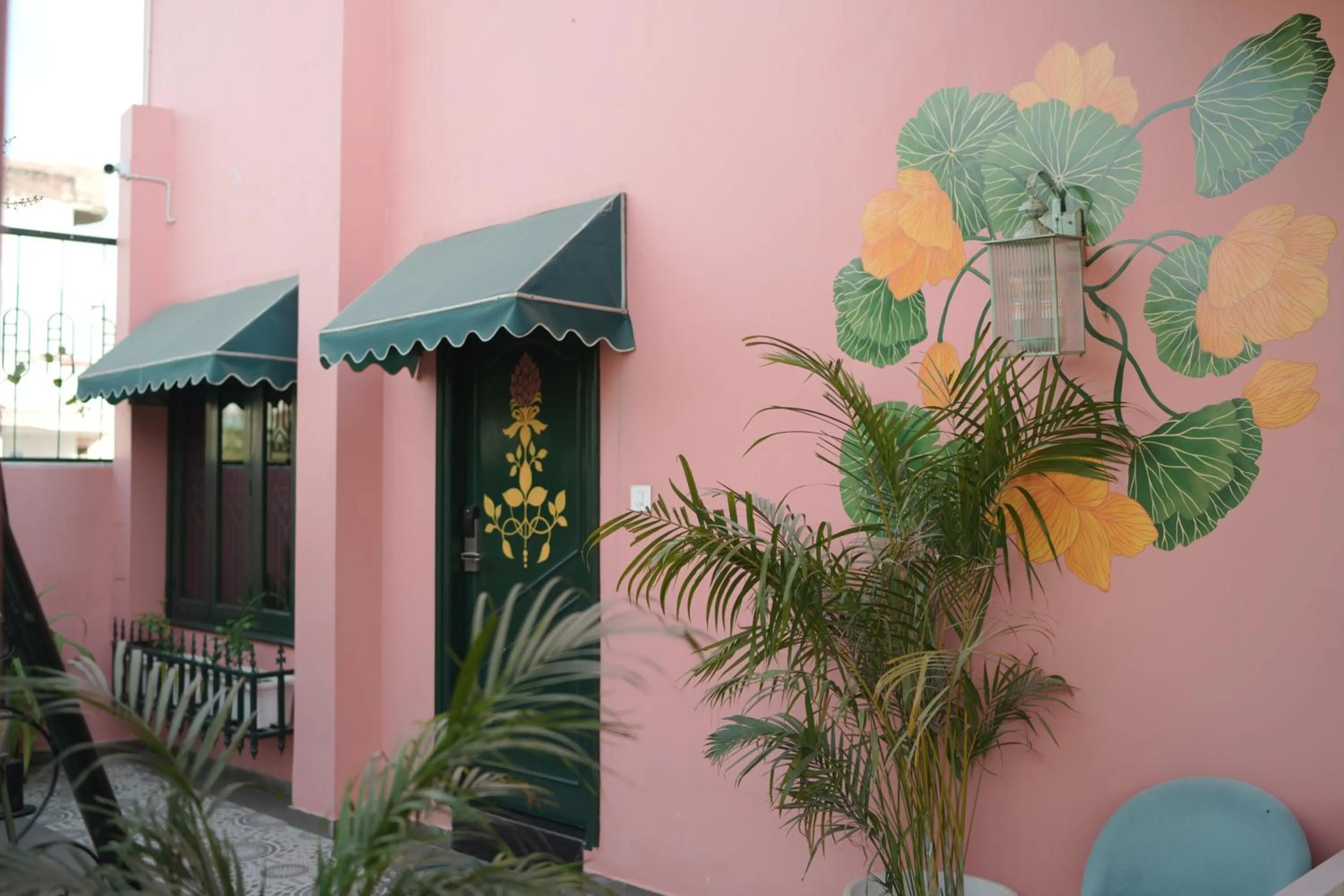 Garden in Artistik Abode by Stay Banaras
