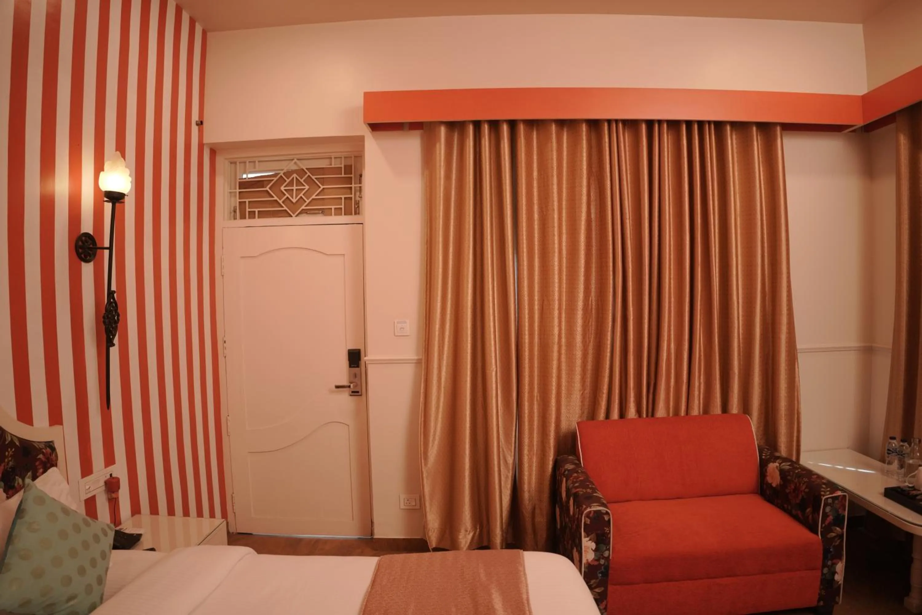 Living room, Bed in Artistik Abode by Stay Banaras