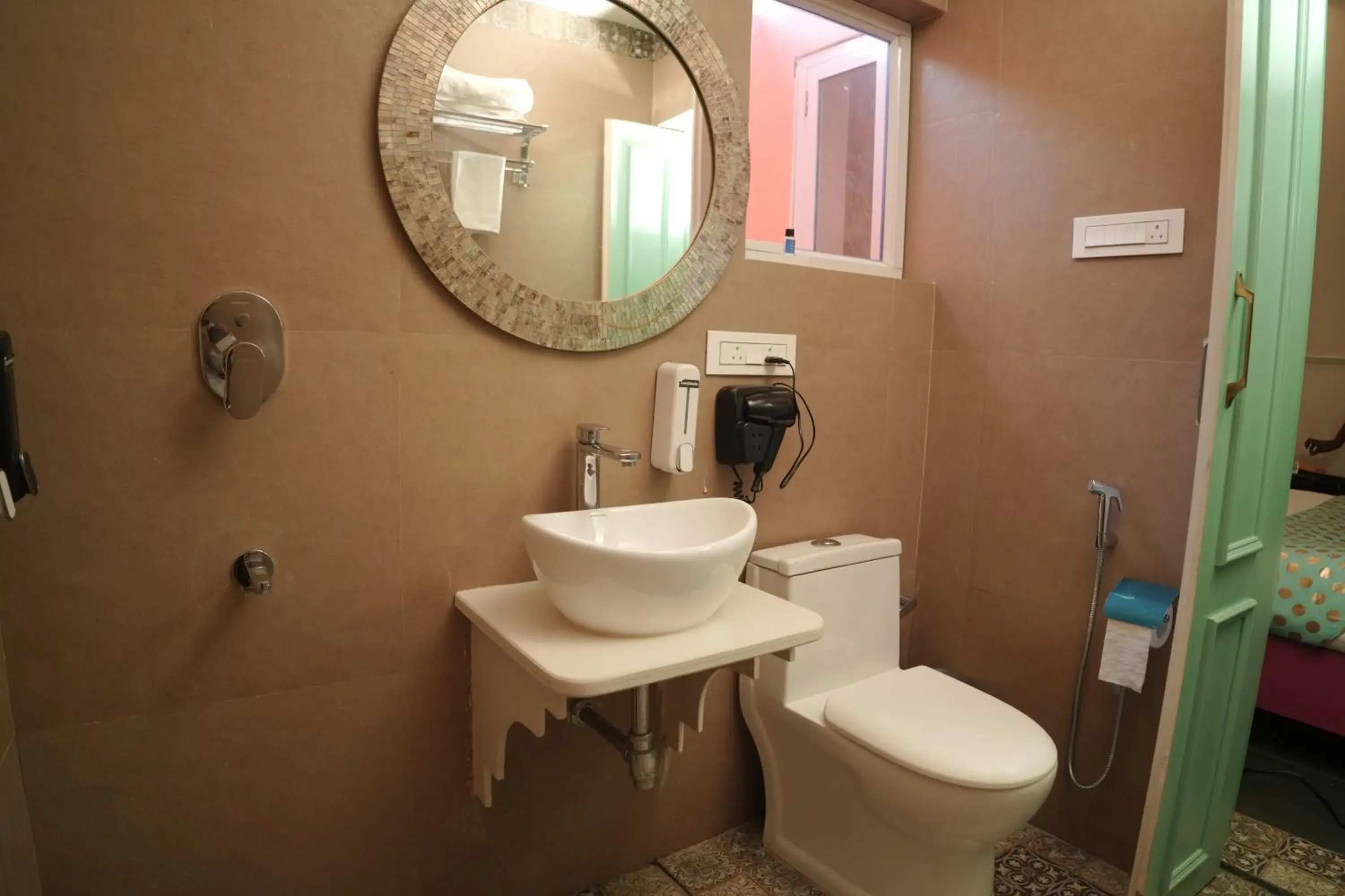 Double Room in Artistik Abode by Stay Banaras Double Room in Artistik Abode by Stay Banaras