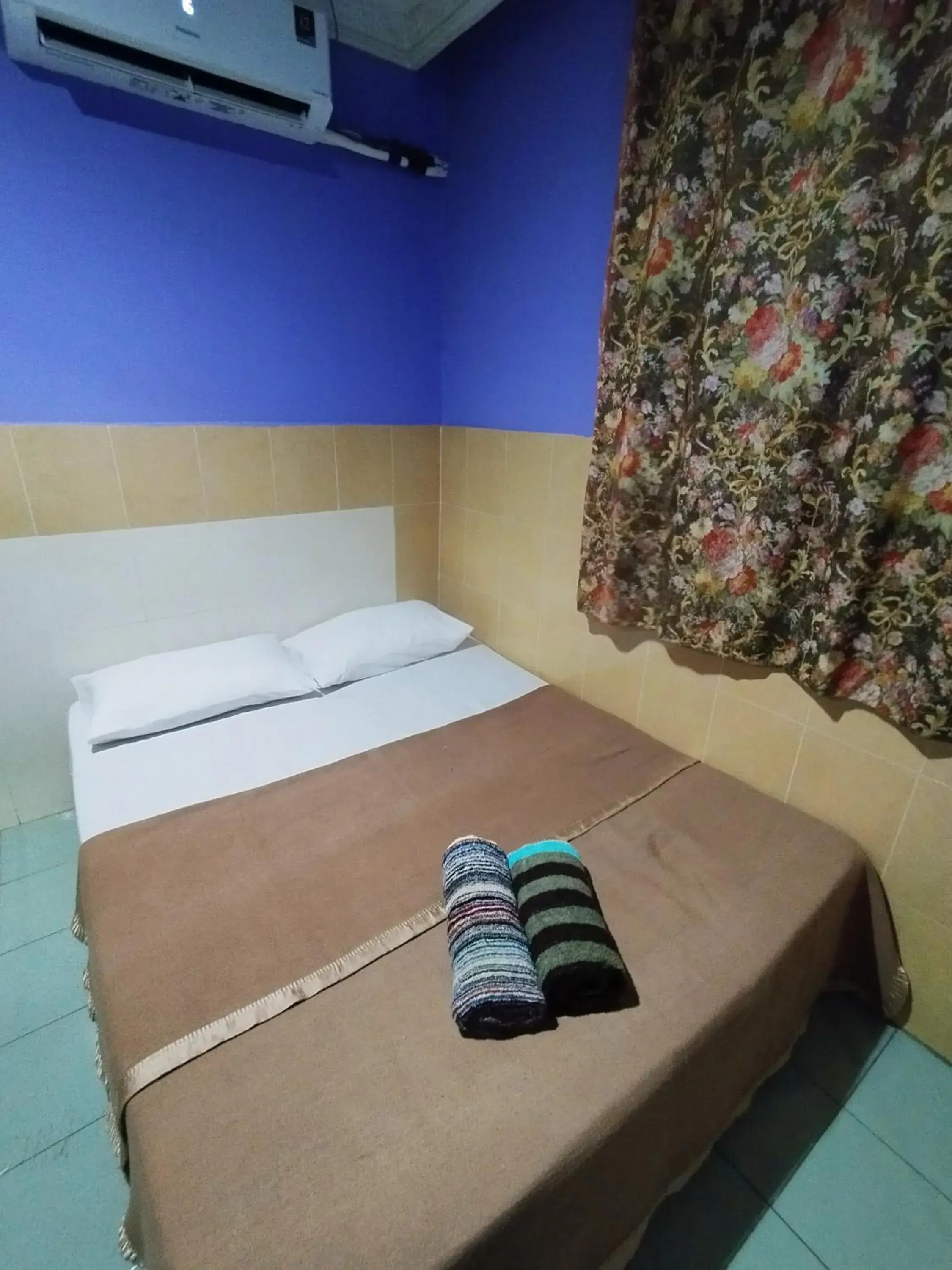 Queen Room in 98 Inn BilikXpert at Chow Kit Queen Room in 98 Inn BilikXpert at Chow Kit