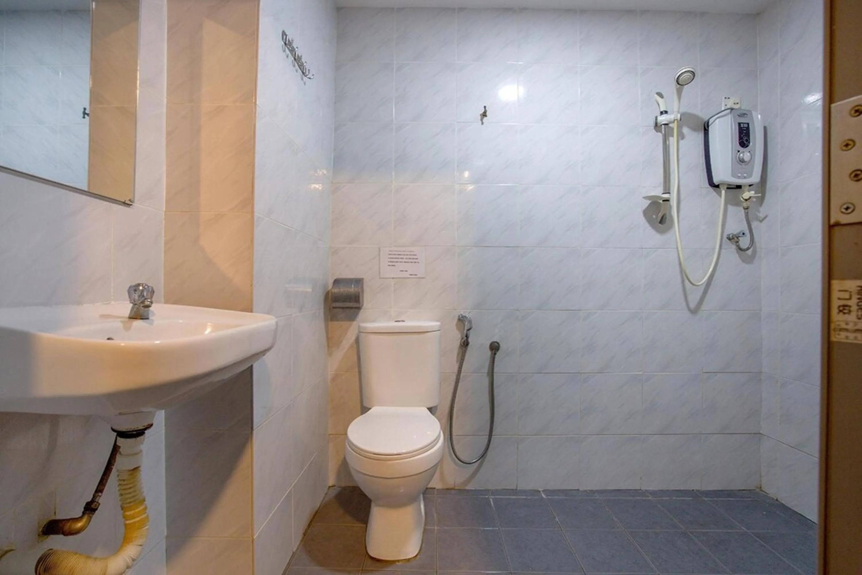 Bathroom in 98 Inn BilikXpert at Chow Kit