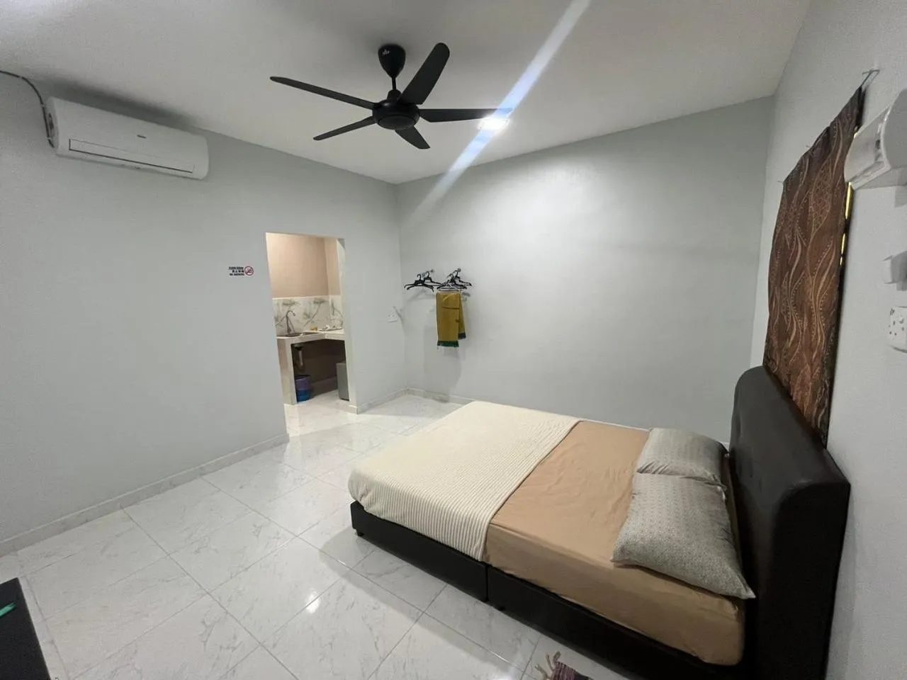 Bedroom, Bed in OYO 91220 D Inai Roomstay