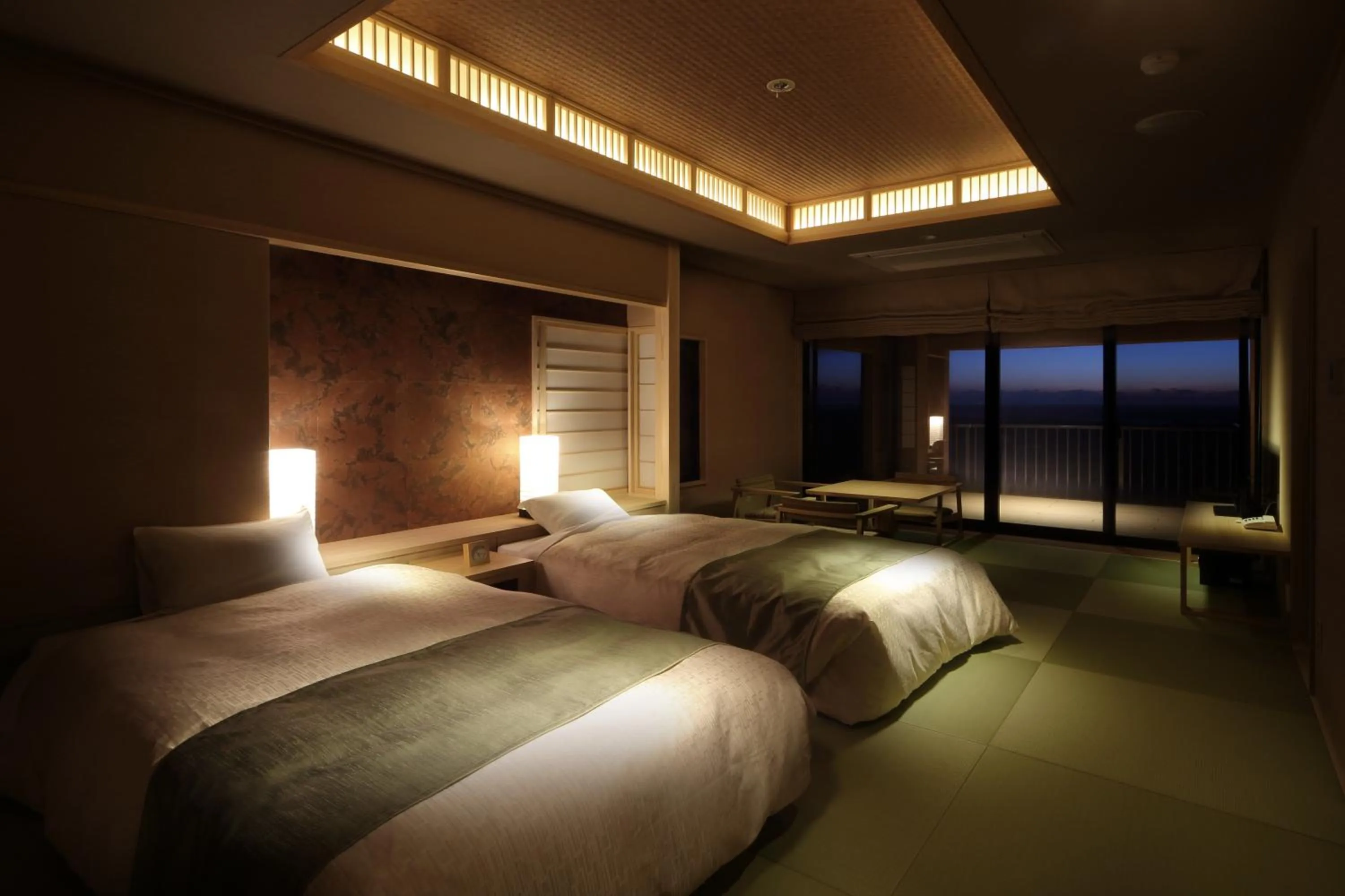 Bed in Senri no Kaze